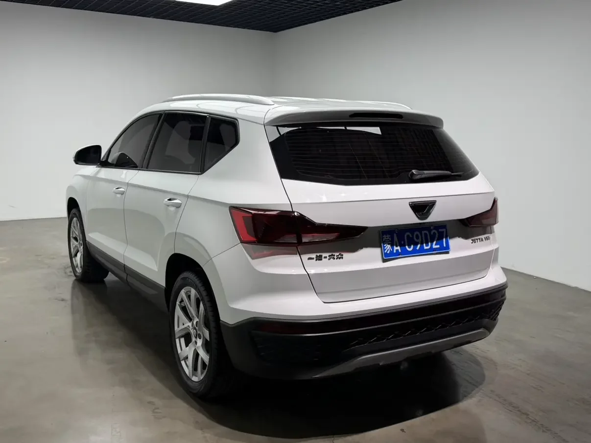 Jetta VS5