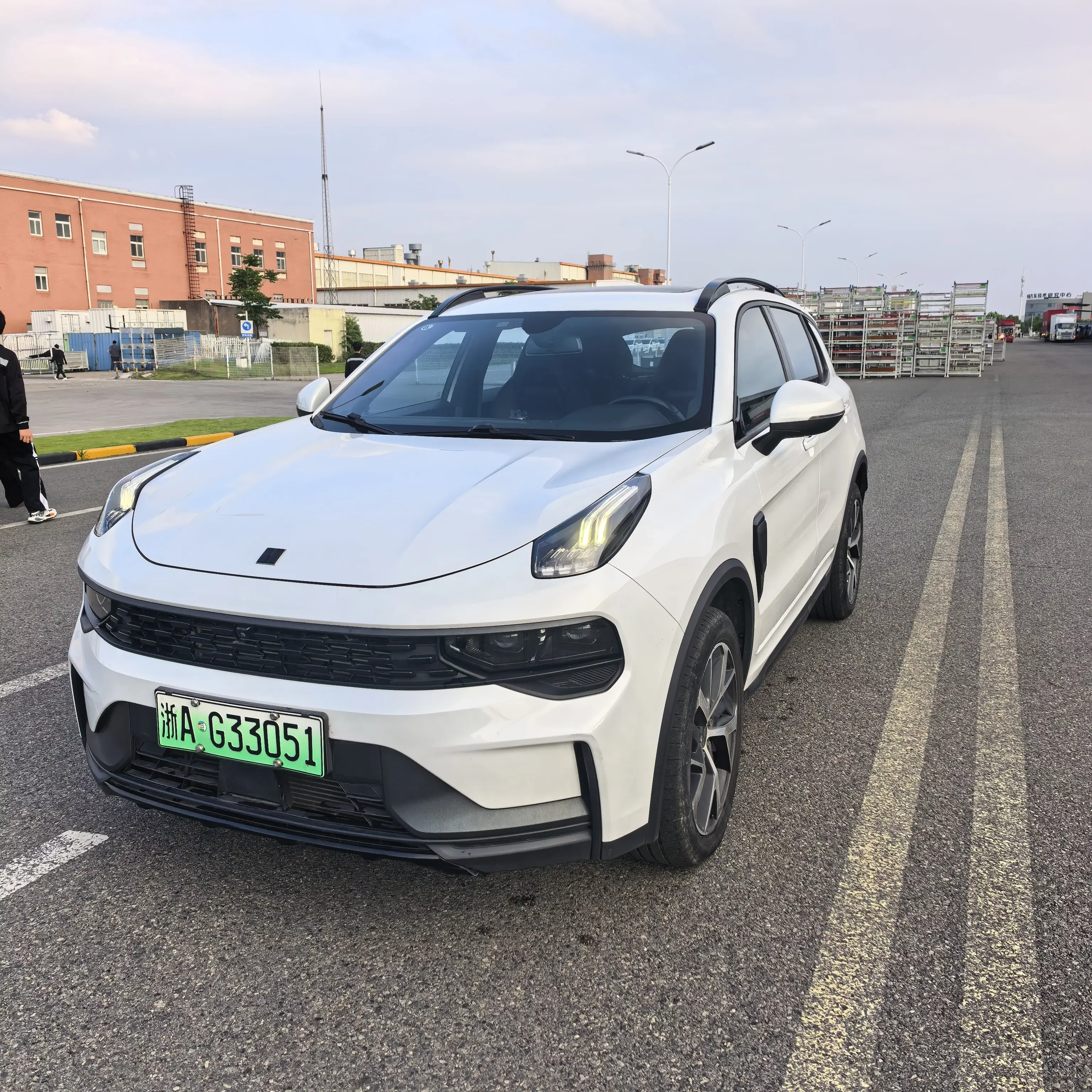 Lynk & Co 01 EM-P
