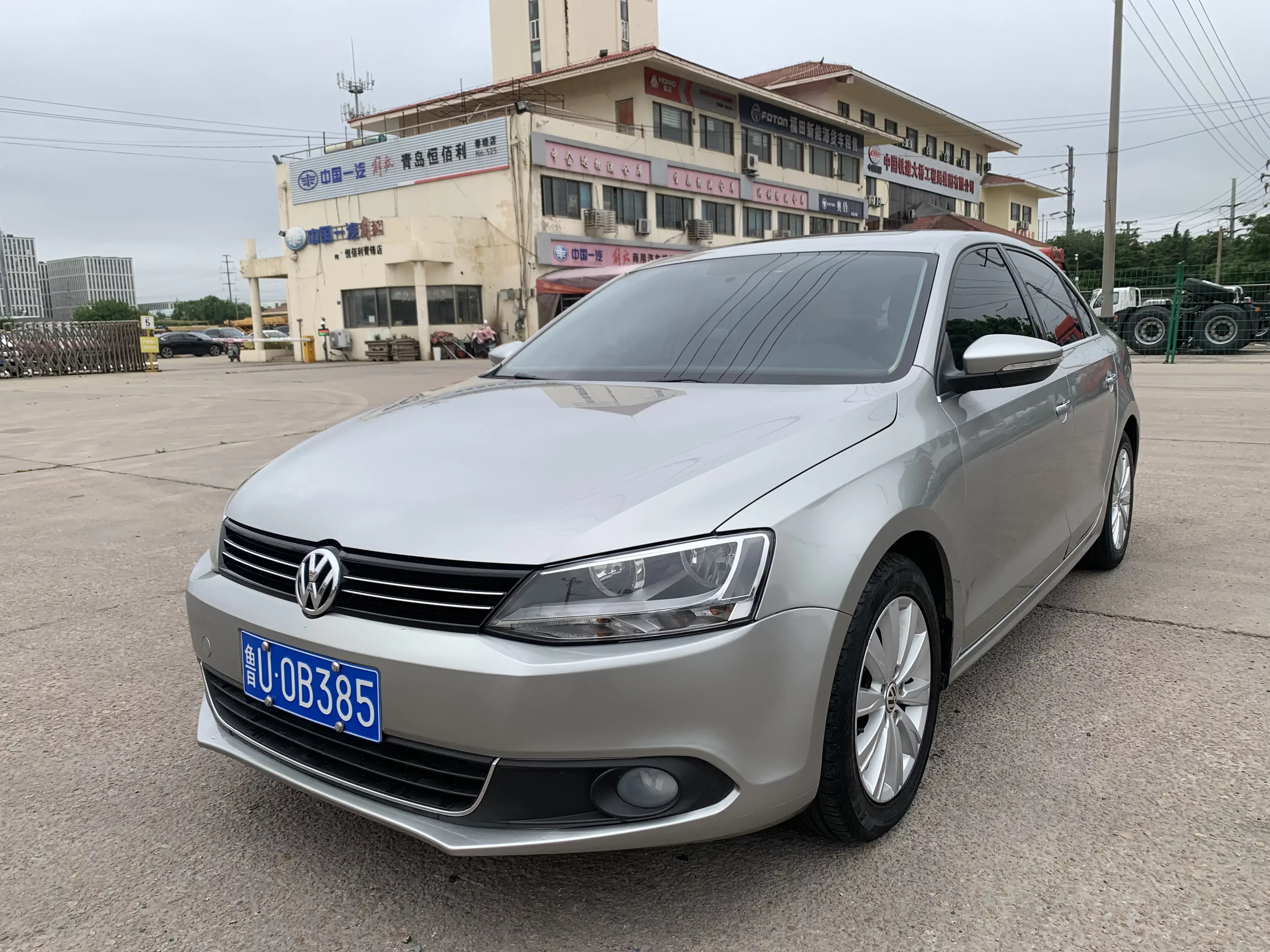 Volkswagen Sagitar