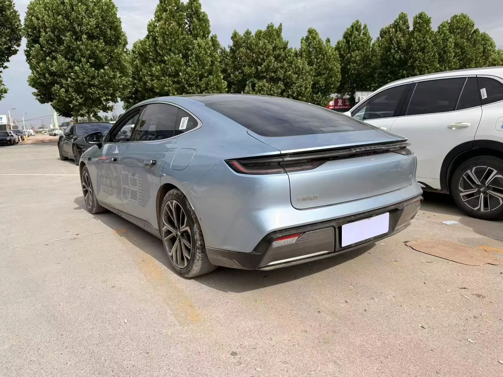 Geely Galaxy E8