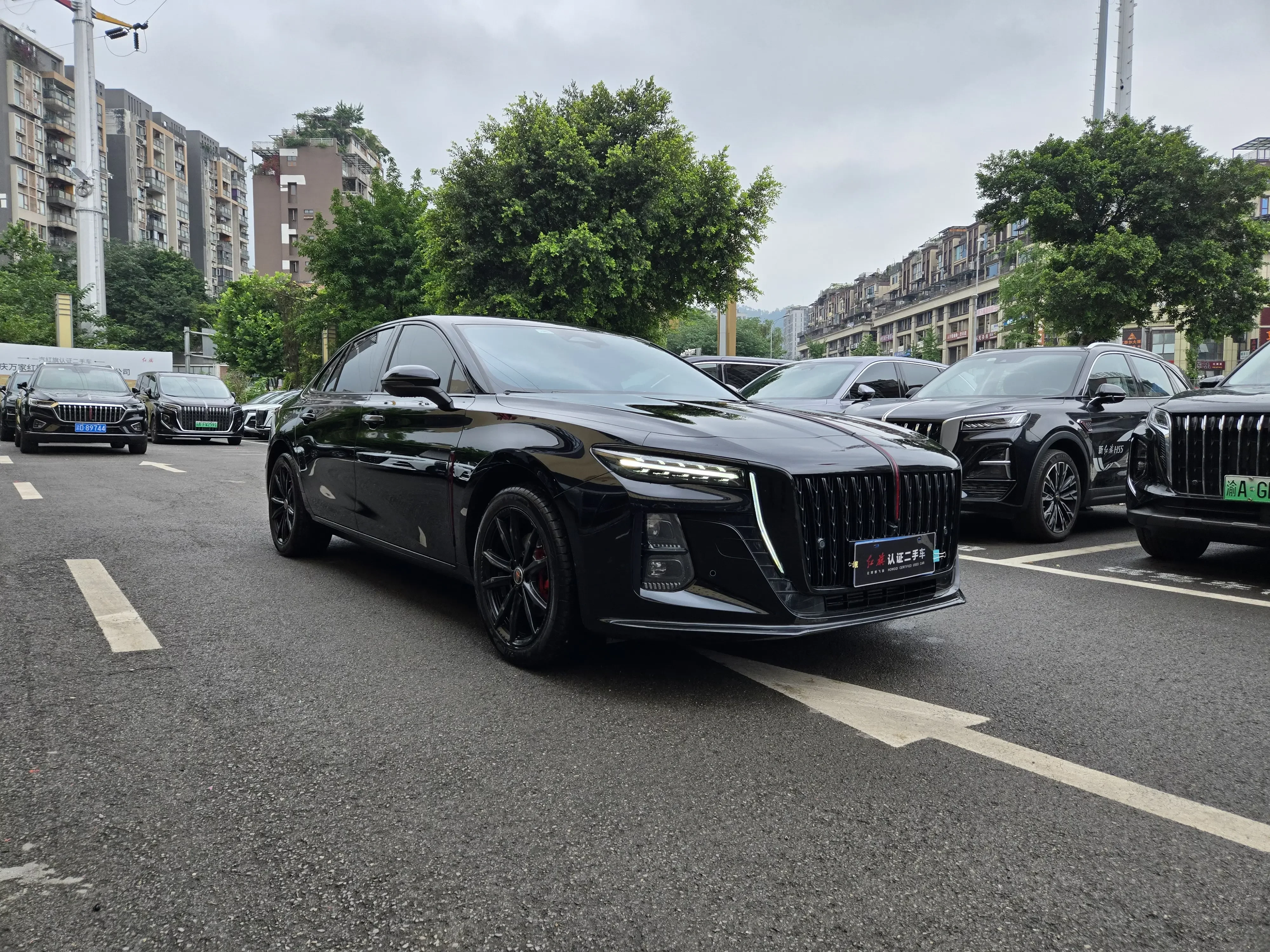Hongqi H5