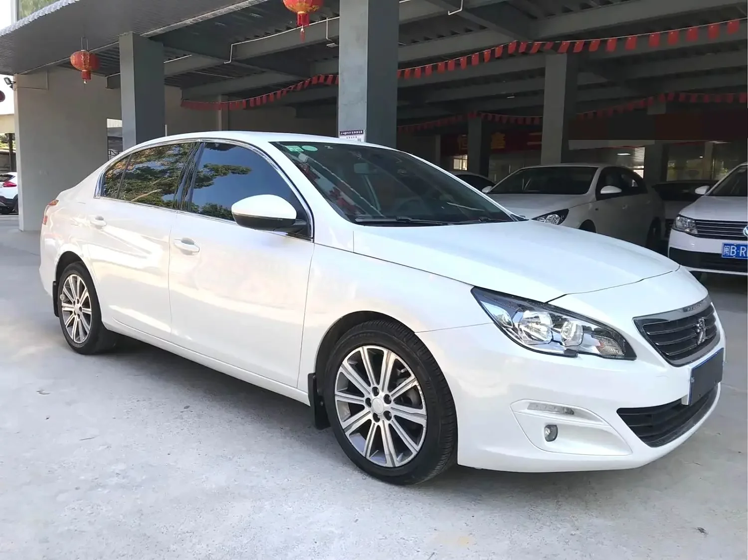 Peugeot 408