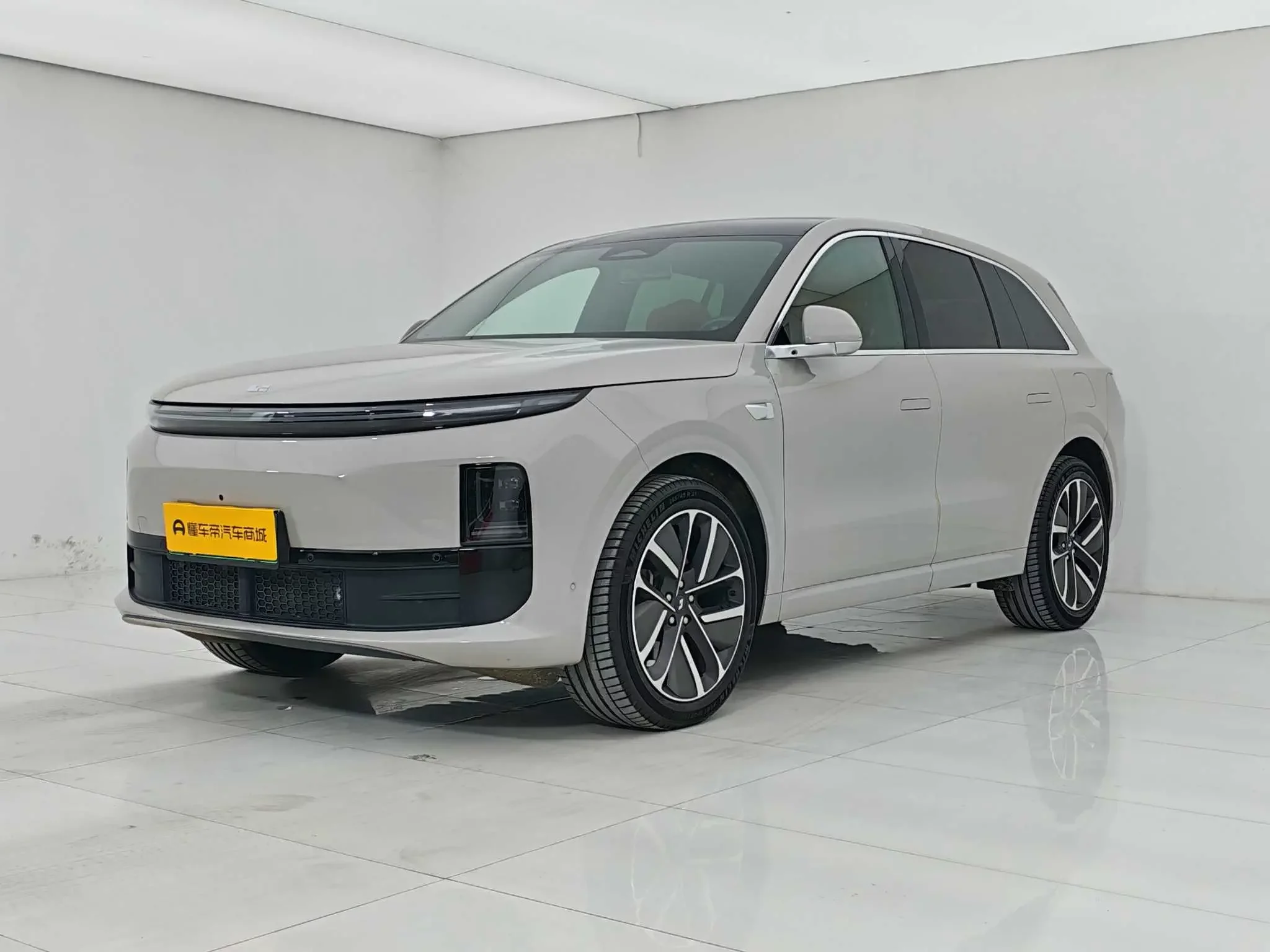 Lixiang L6