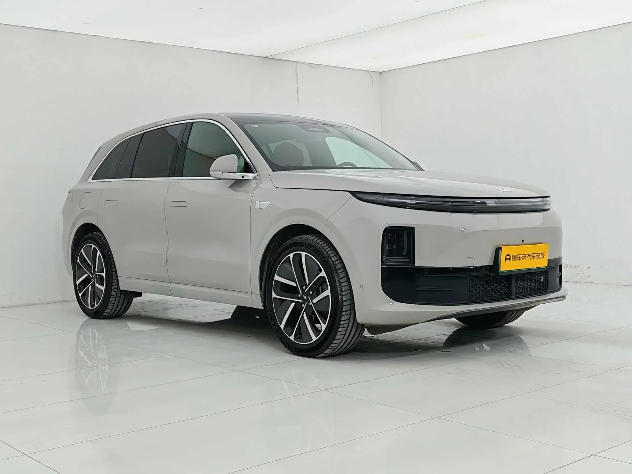Lixiang L6