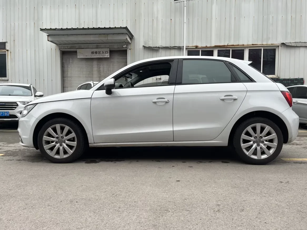 Audi A1