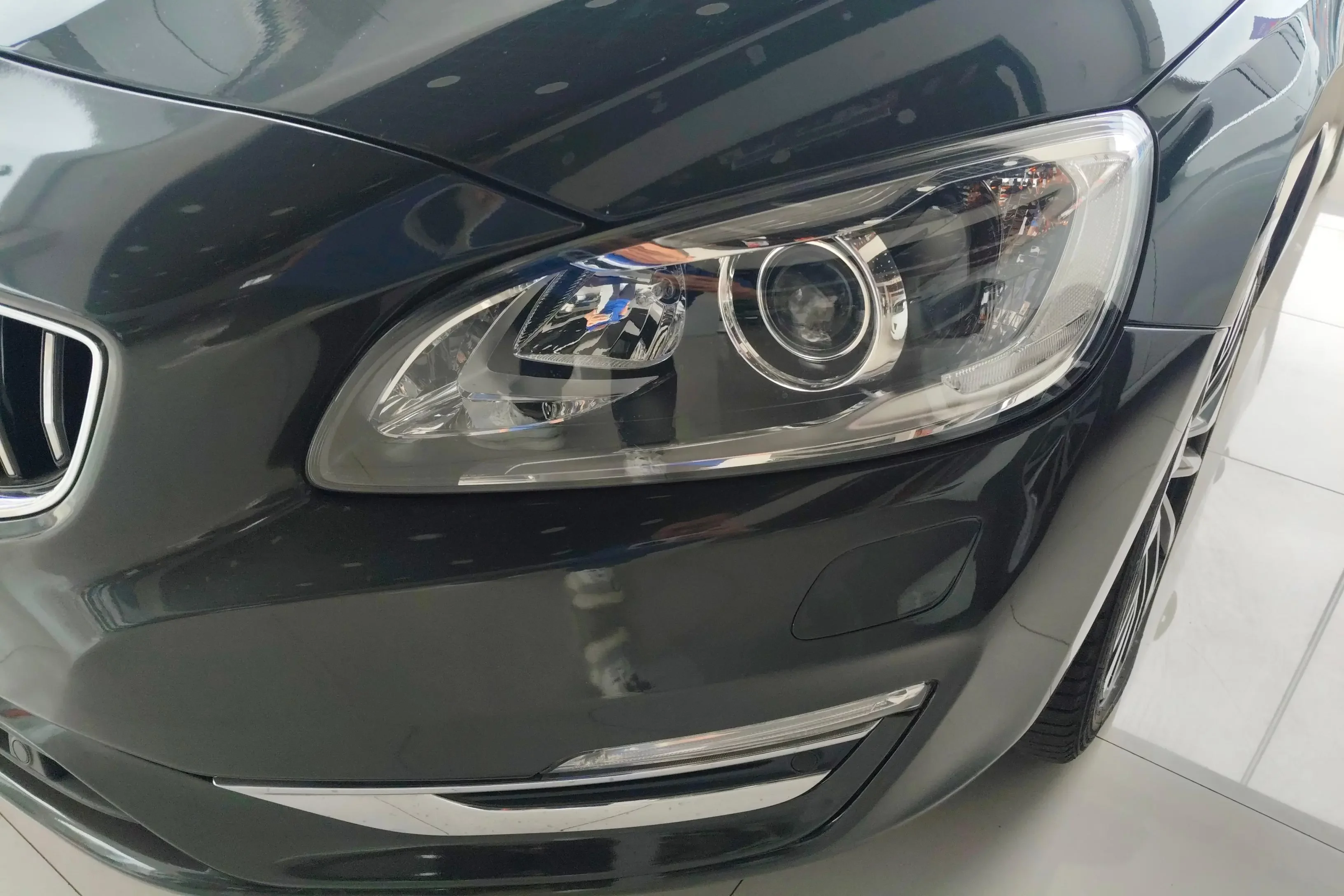Volvo S60