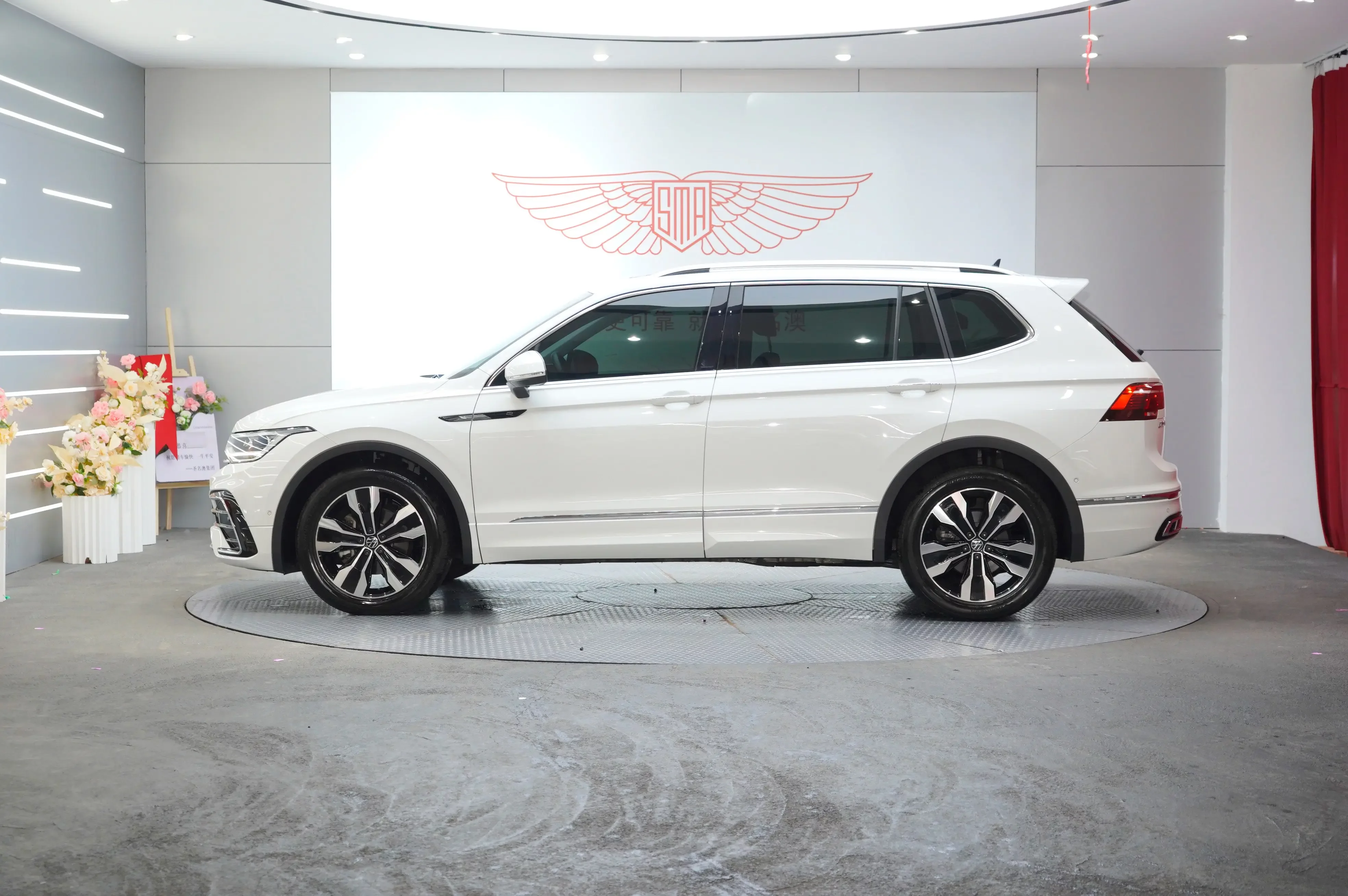 Volkswagen Tiguan L