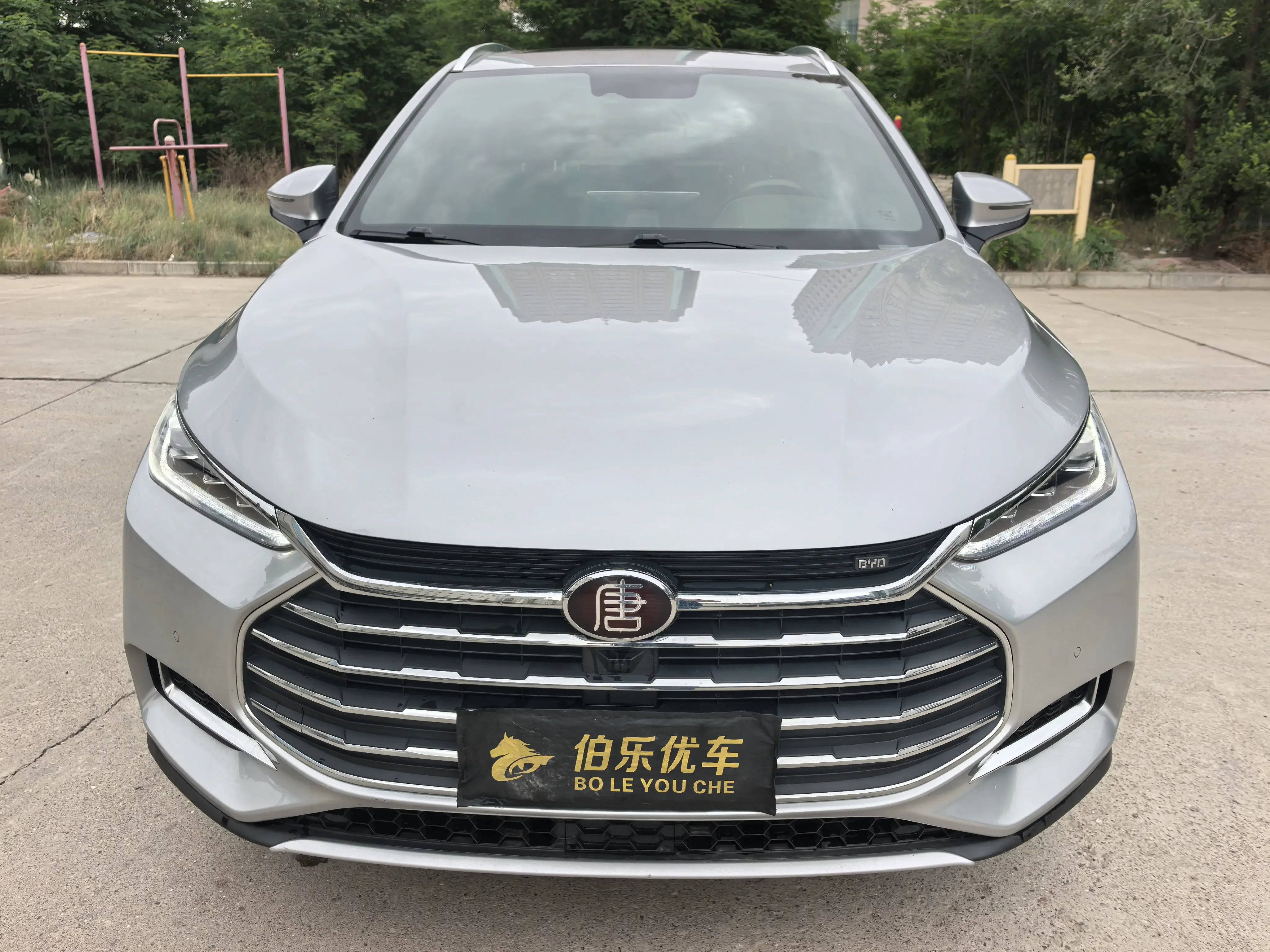 BYD Tang
