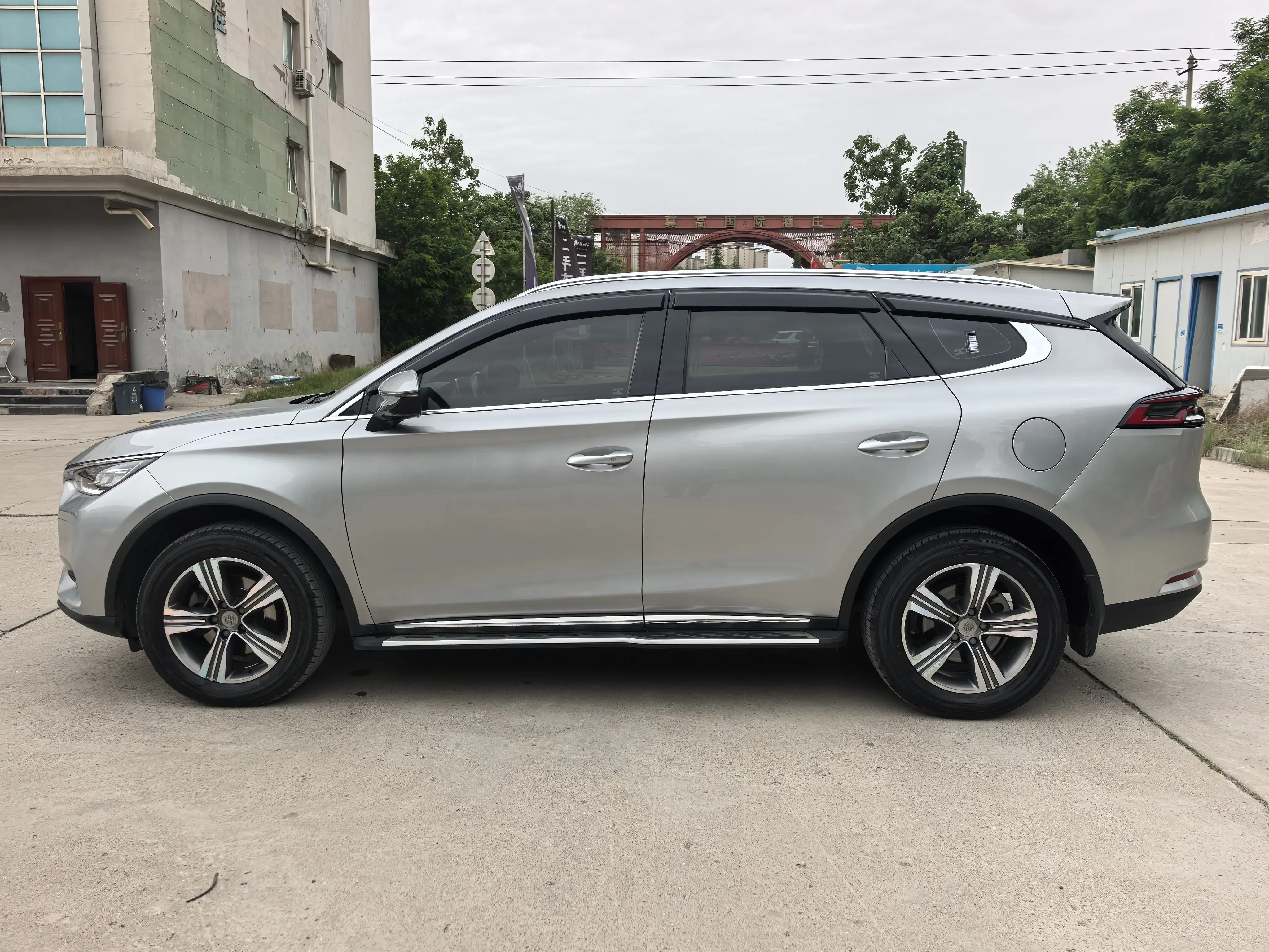 BYD Tang
