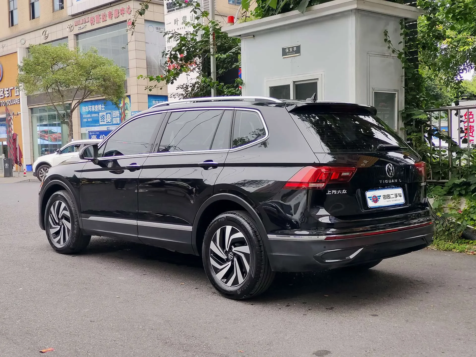 Volkswagen Tiguan L