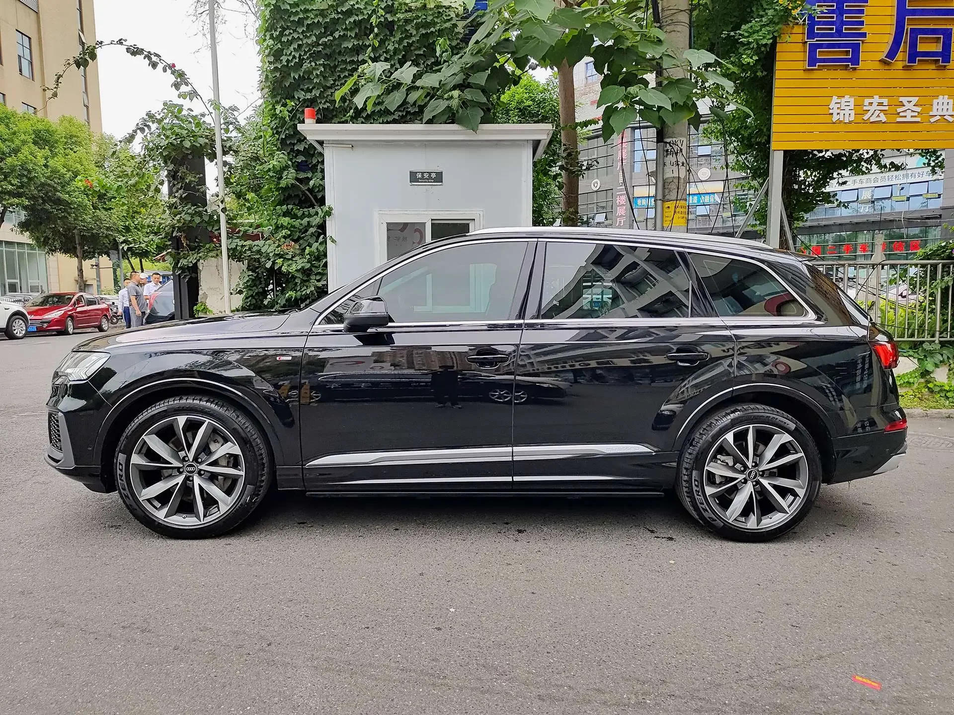 Audi Q7