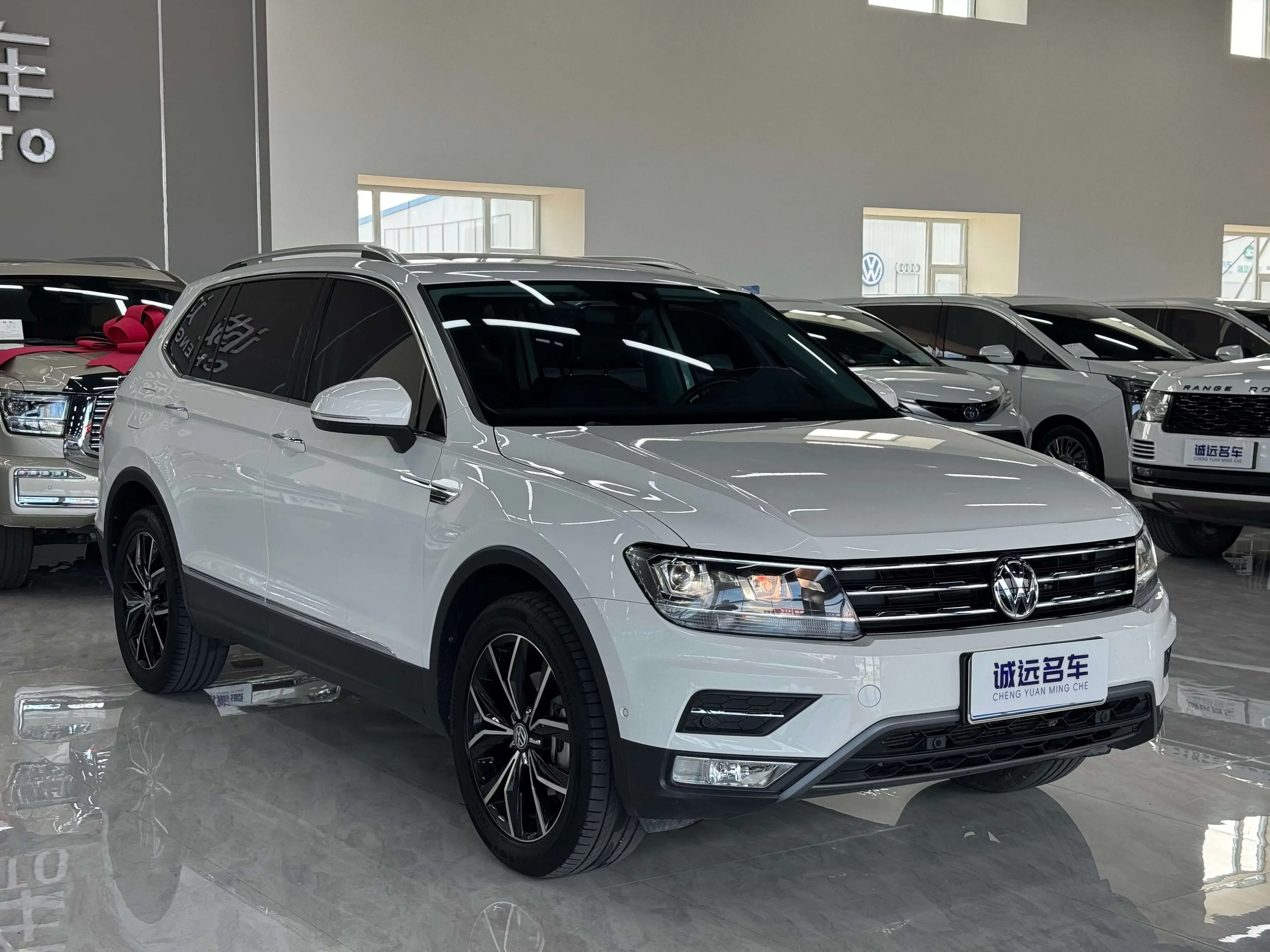 Volkswagen Tiguan L