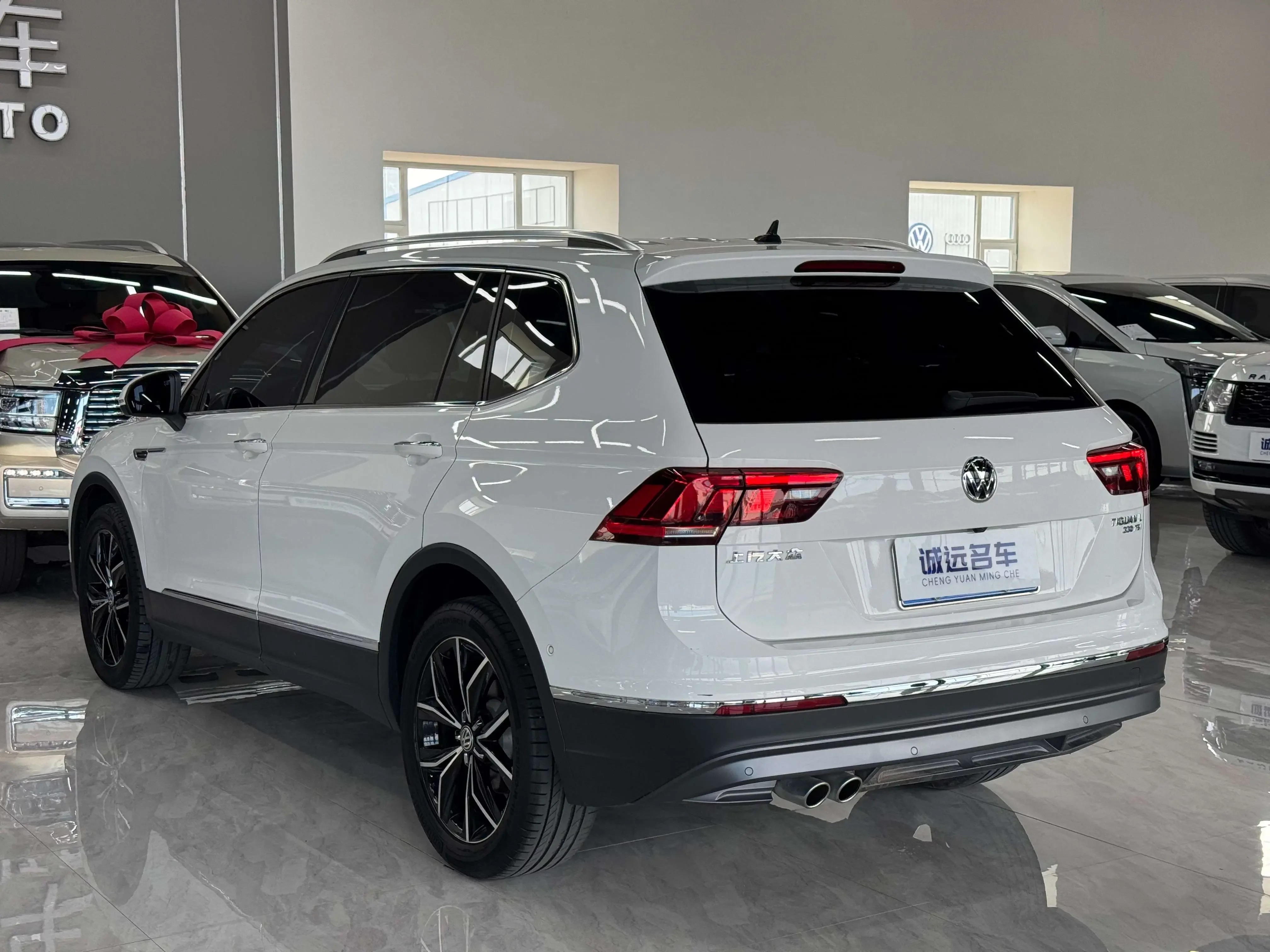 Volkswagen Tiguan L