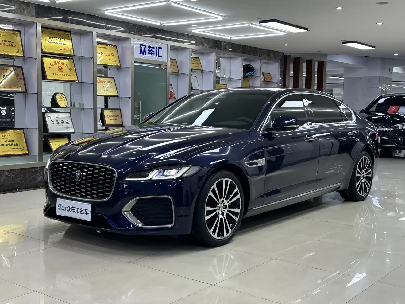 Jaguar XFL