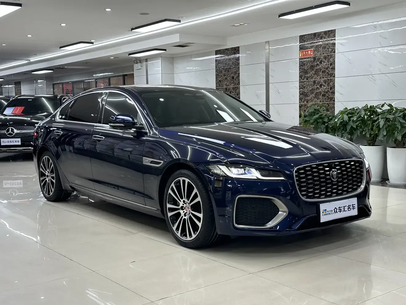 Jaguar XFL