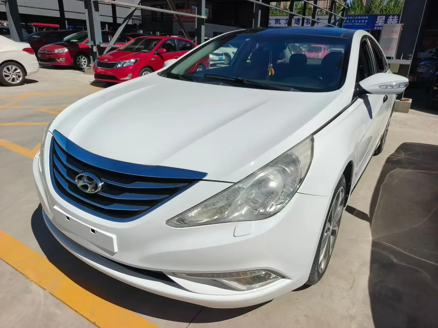 Hyundai sonata eight