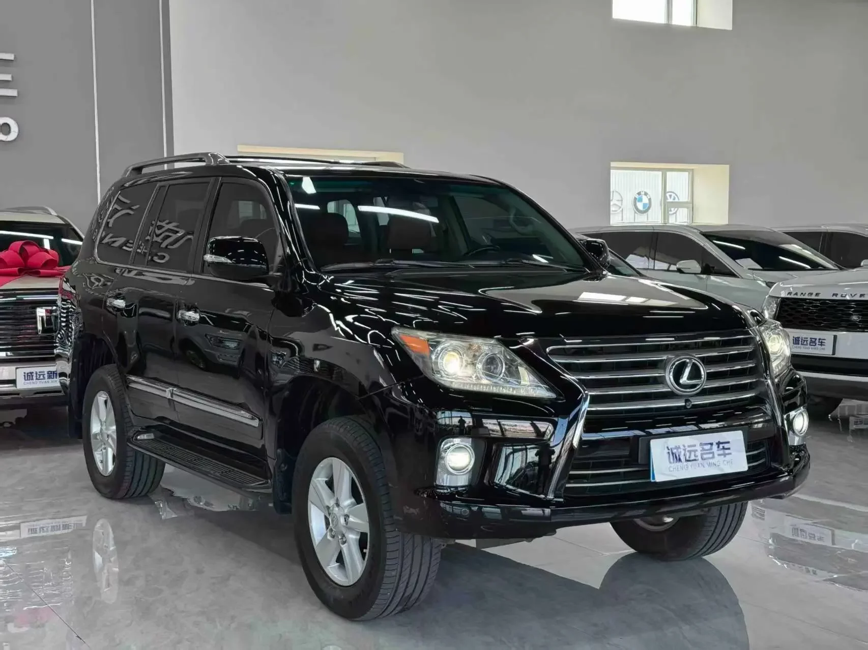 Lexus LX