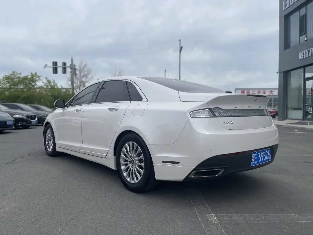 Lincoln MKZ