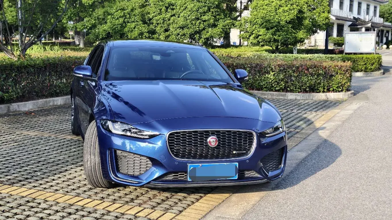 Jaguar XEL