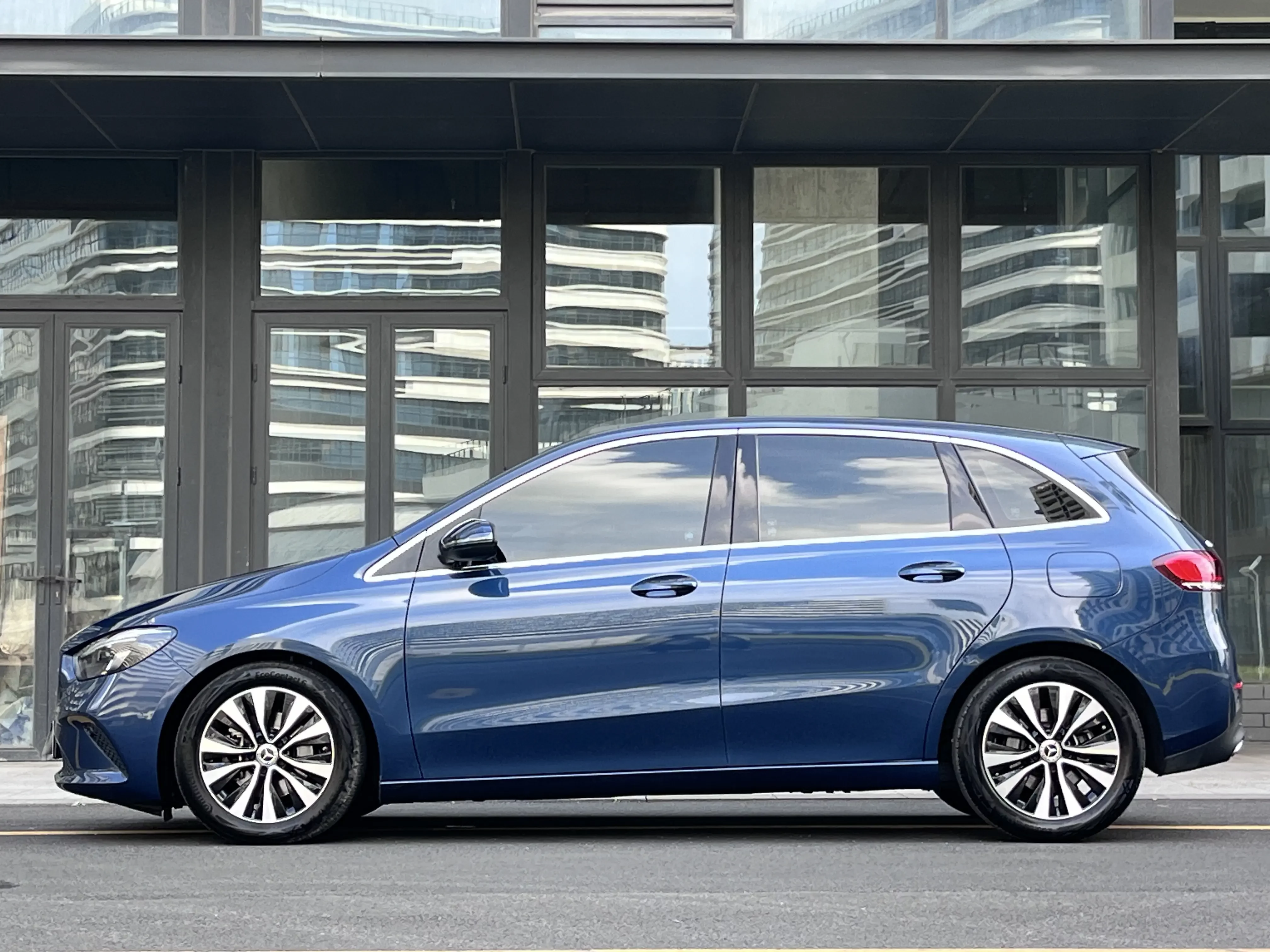 Mercedes-Benz B Class