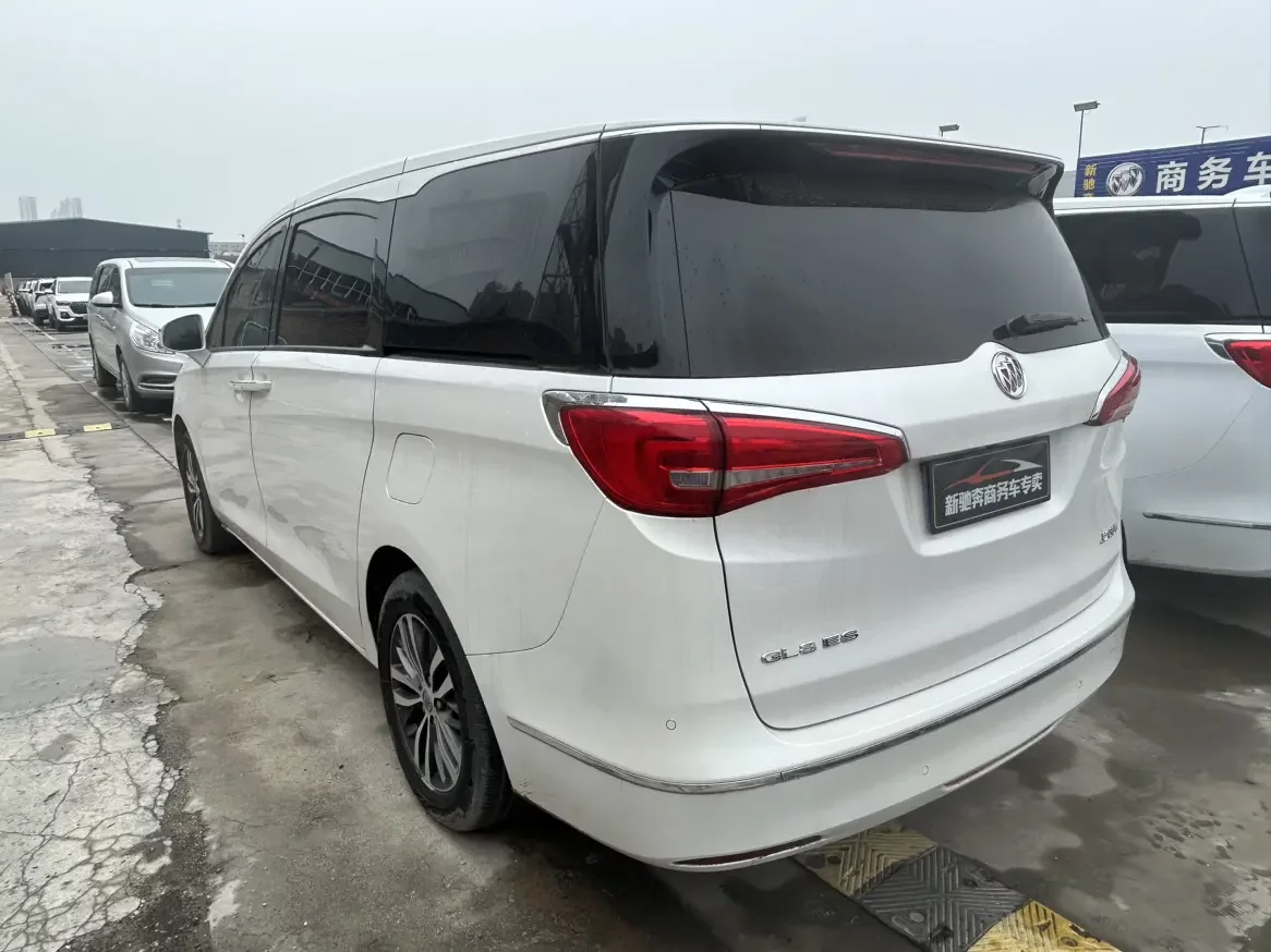 Buick GL8