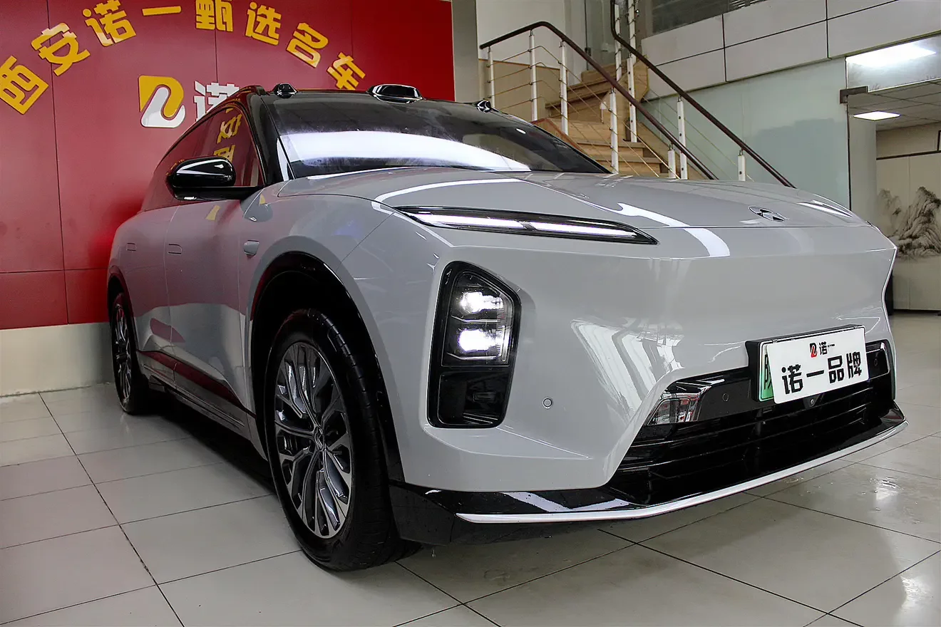 NIO ES6