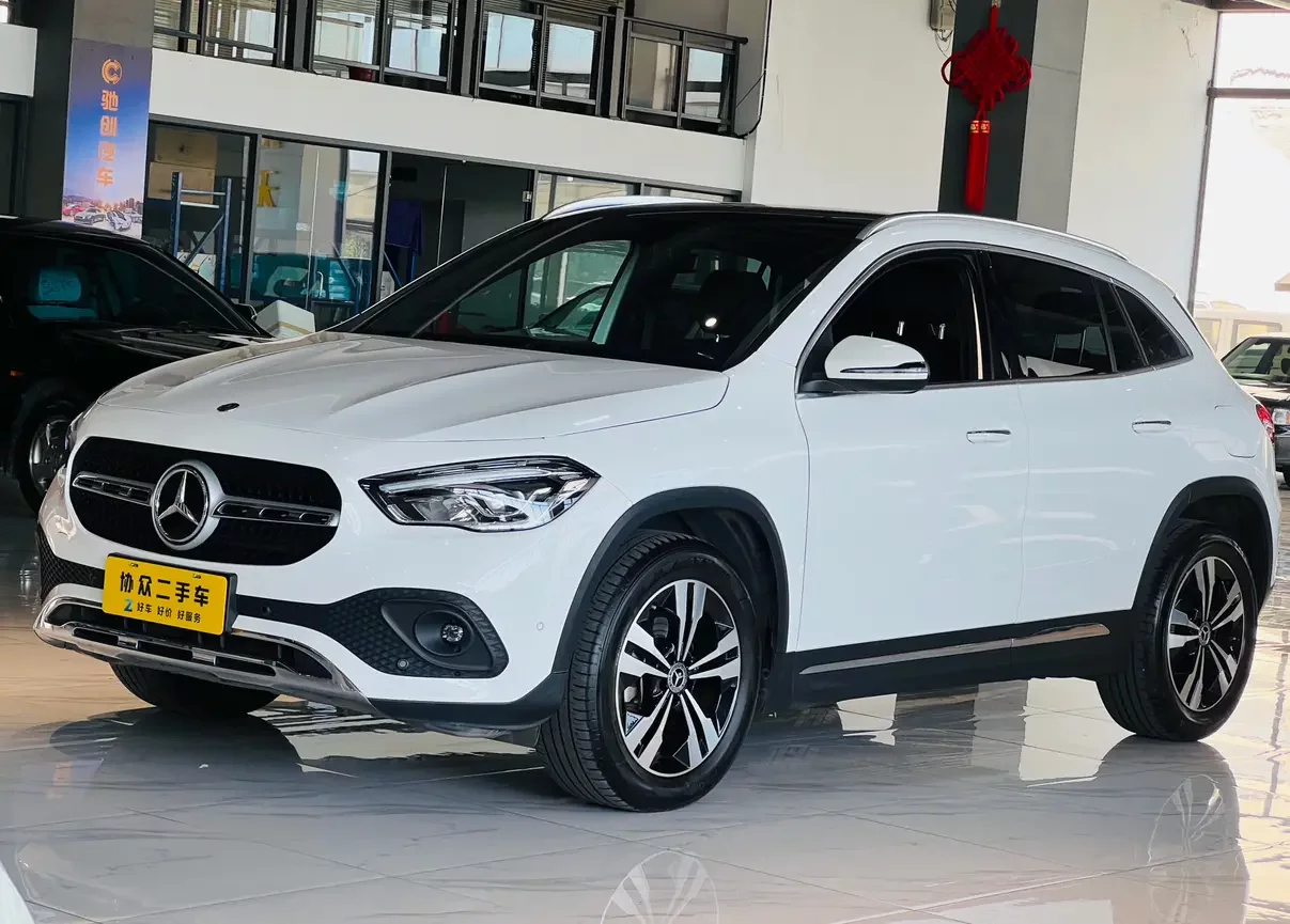 Mercedes-Benz GLA