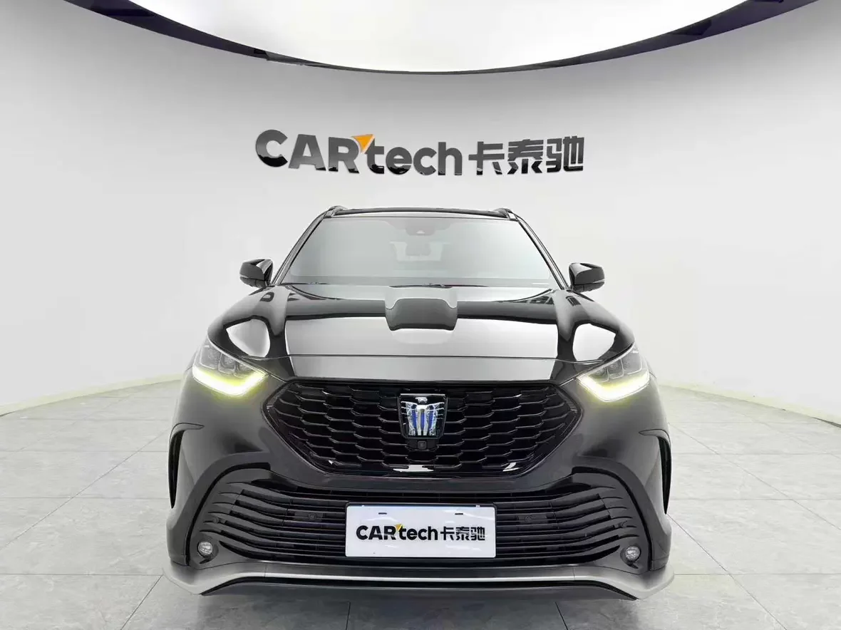 Toyota Crown Kluger