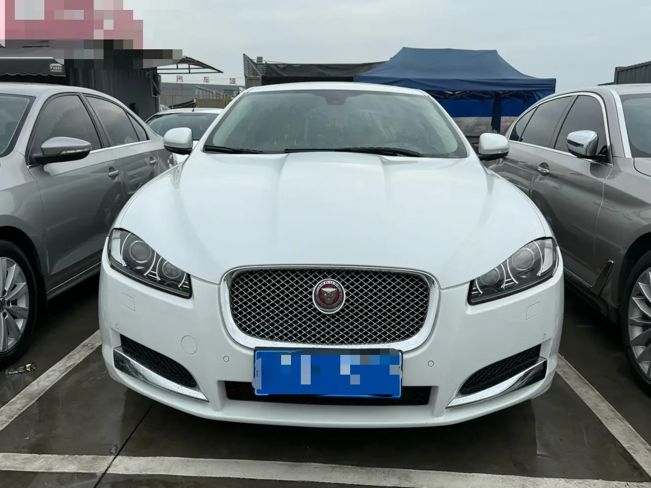 Jaguar XF