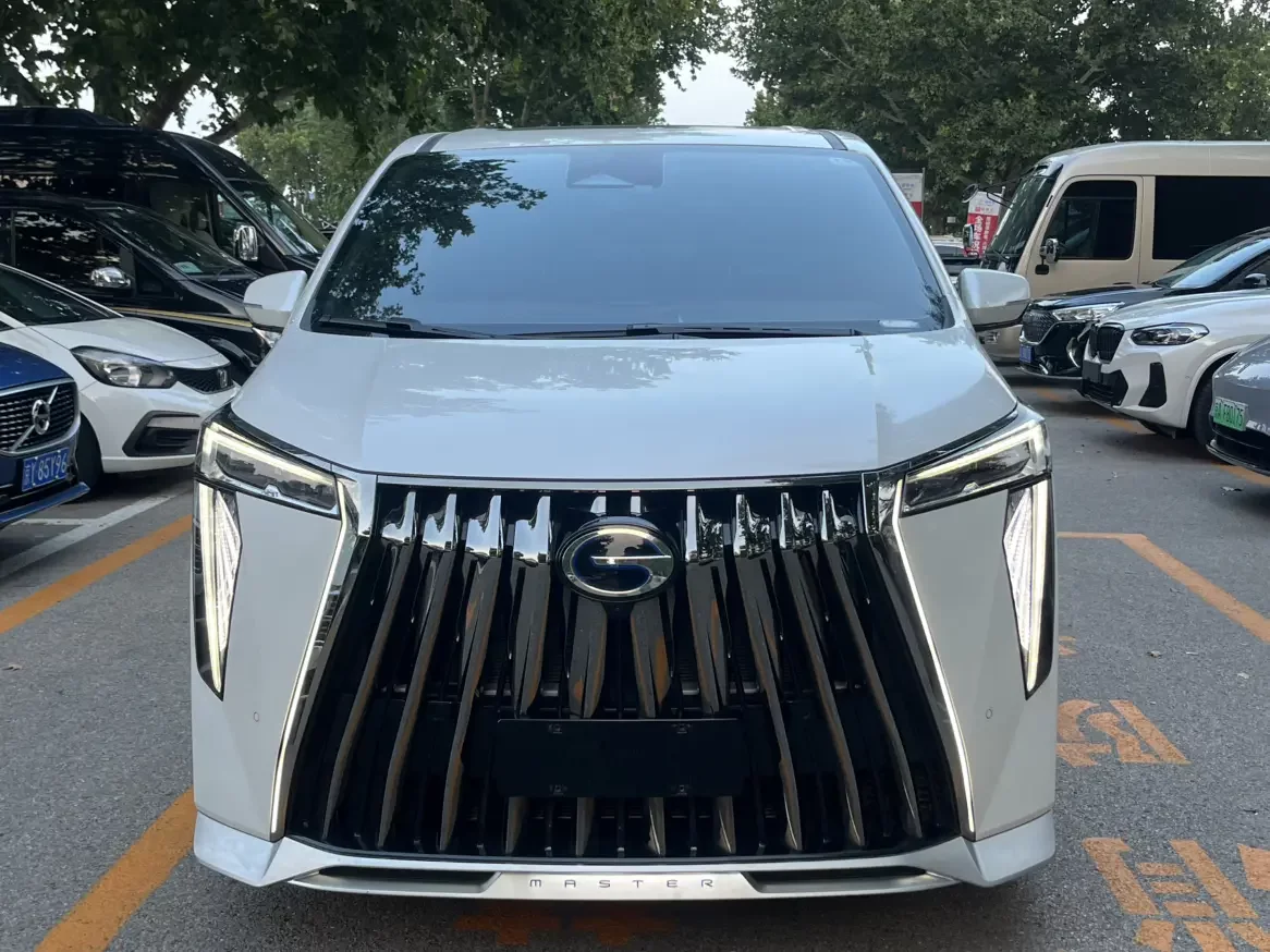 GAC Trumpchi M8