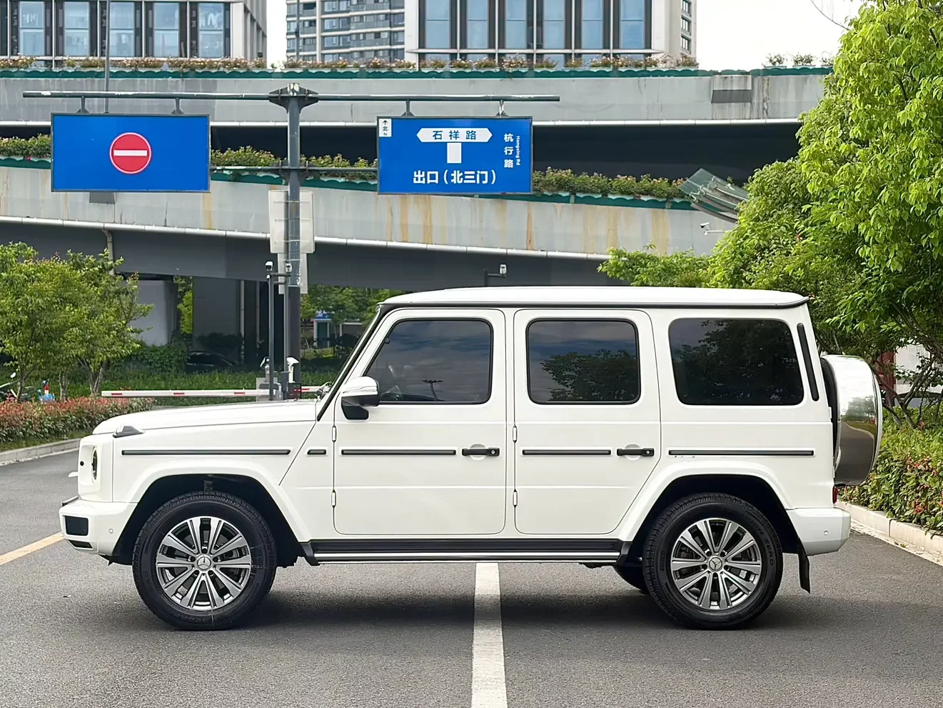 Mercedes-Benz G Class