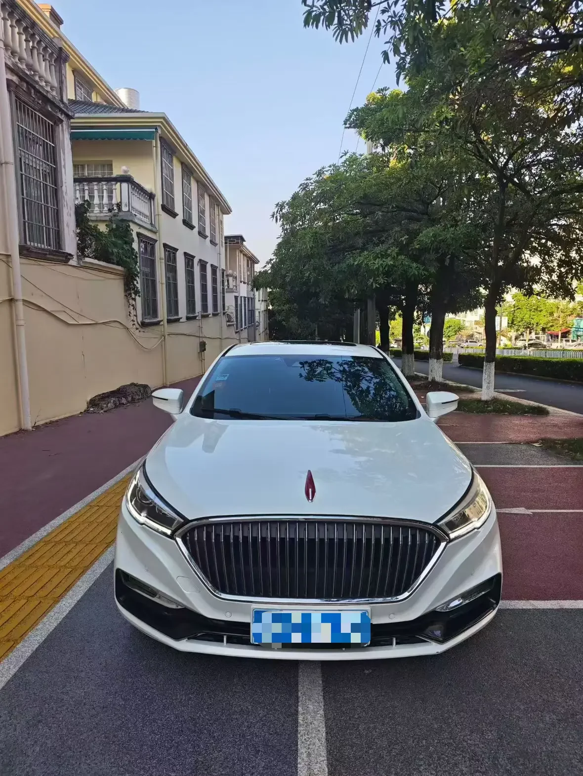 Hongqi H5 classic