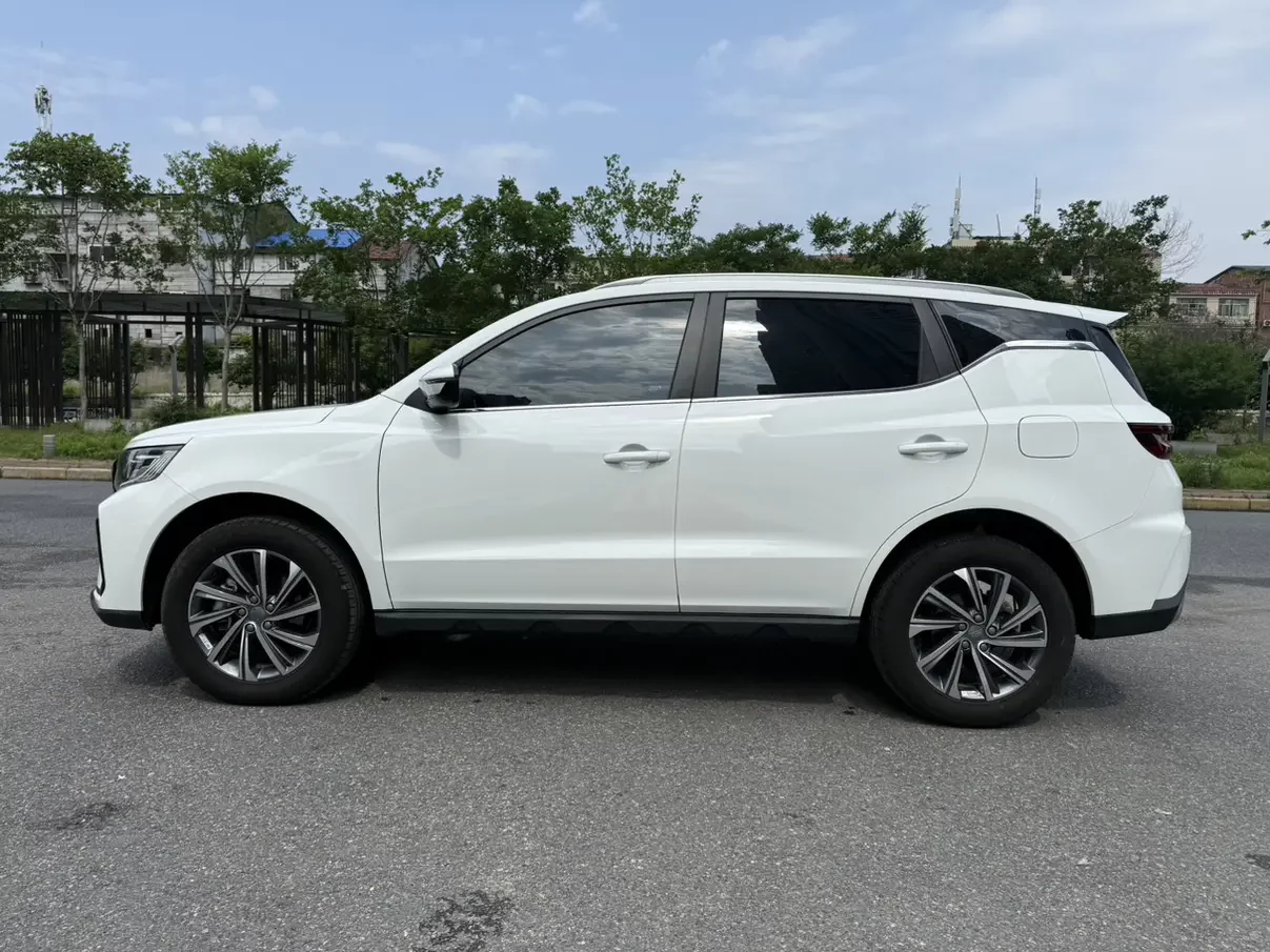 Geely Vision X6