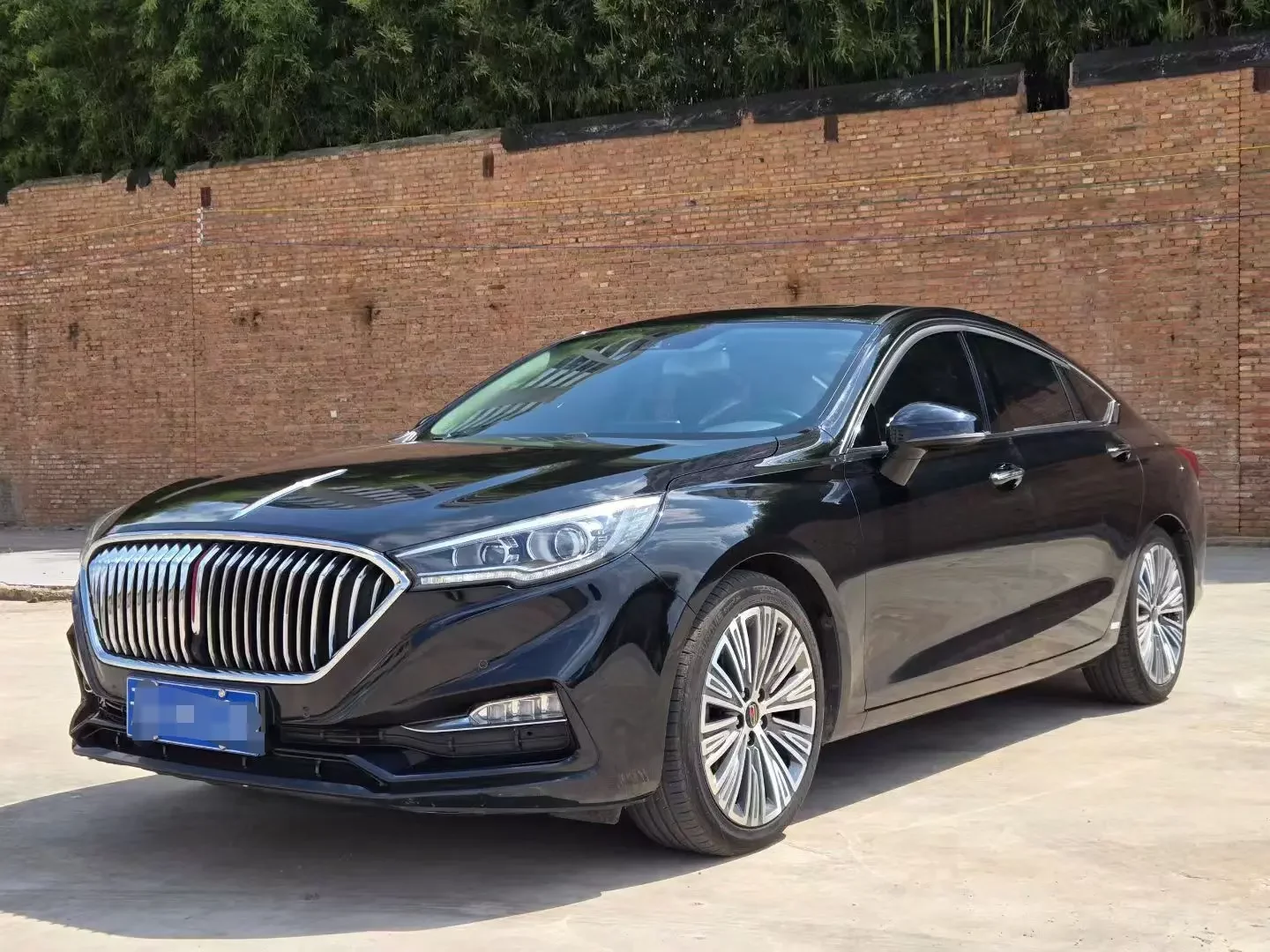 Hongqi H5 classic