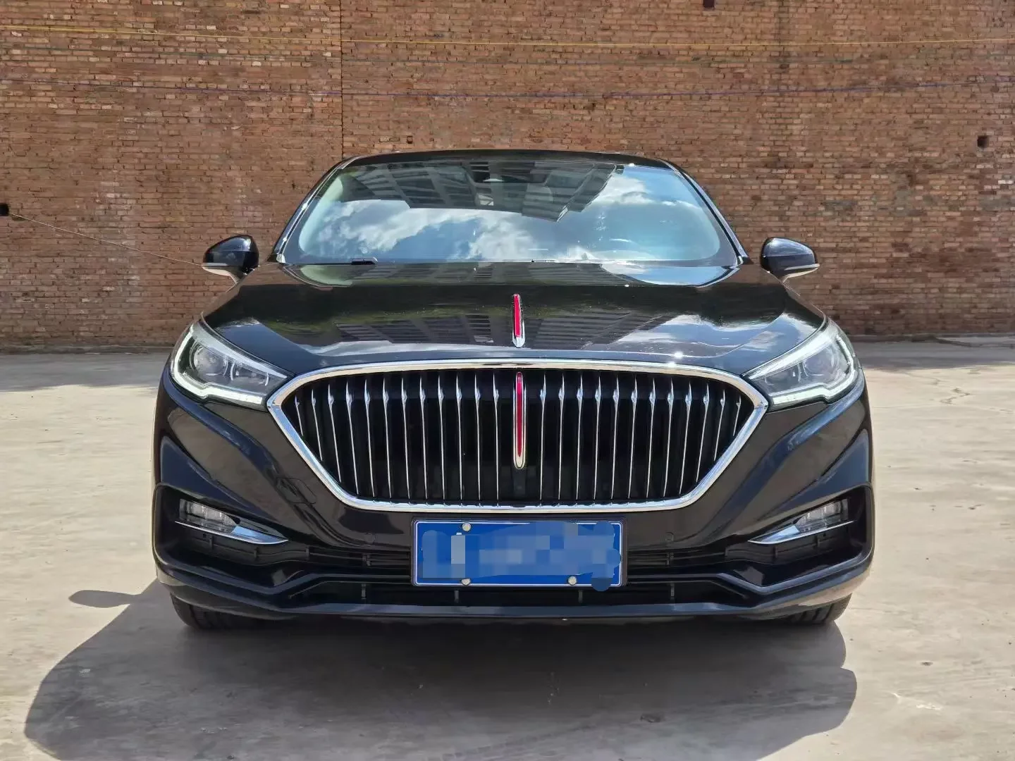 Hongqi H5 classic