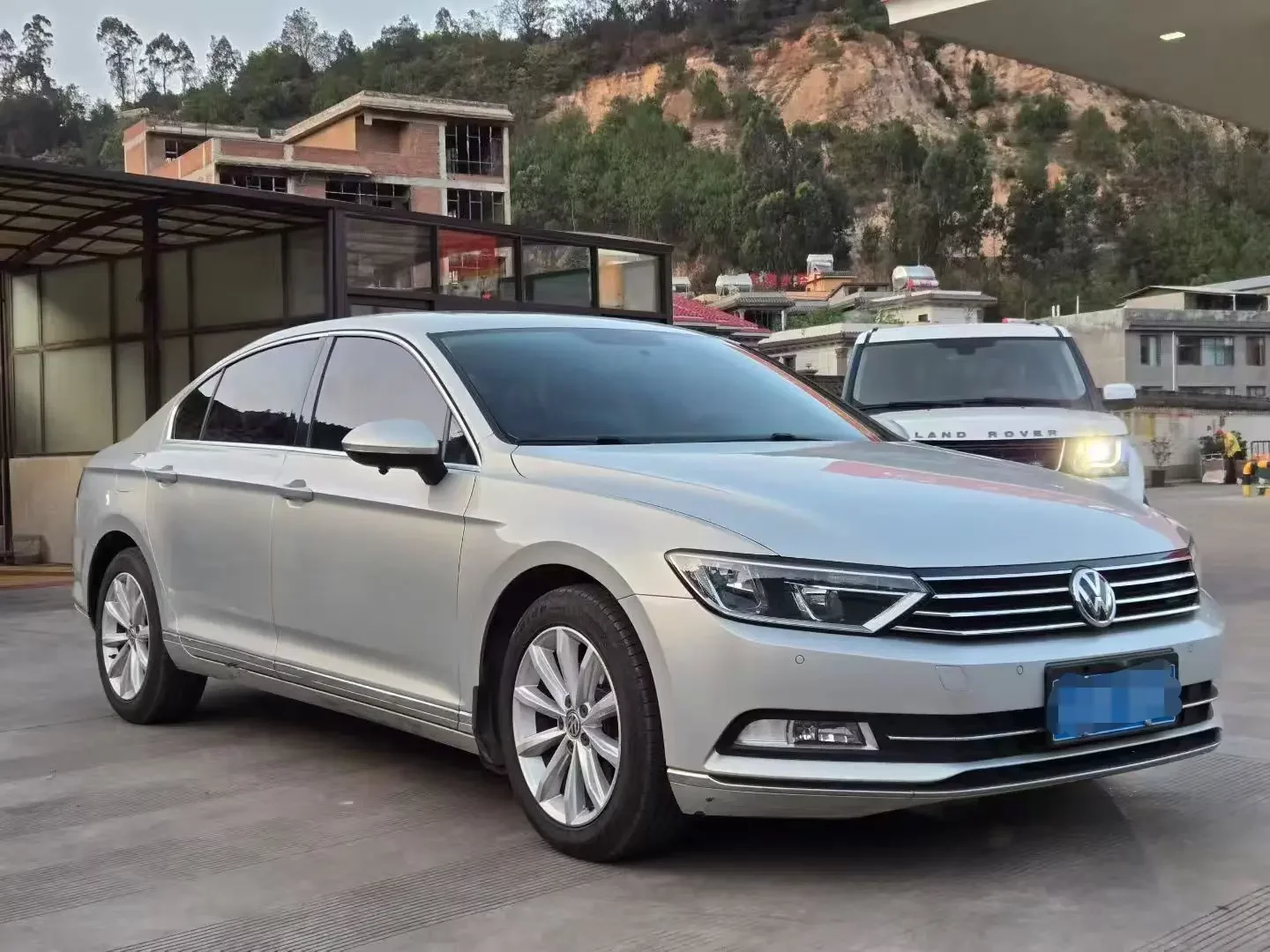 Volkswagen Magotan