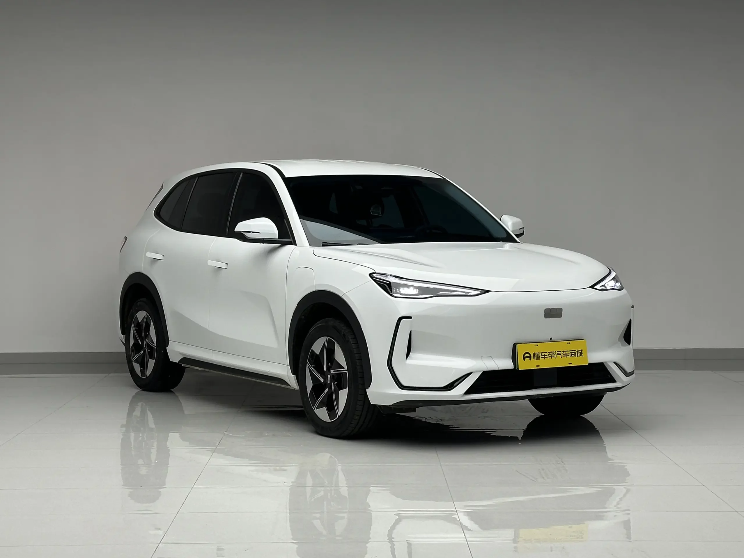 Geely Galaxy E5