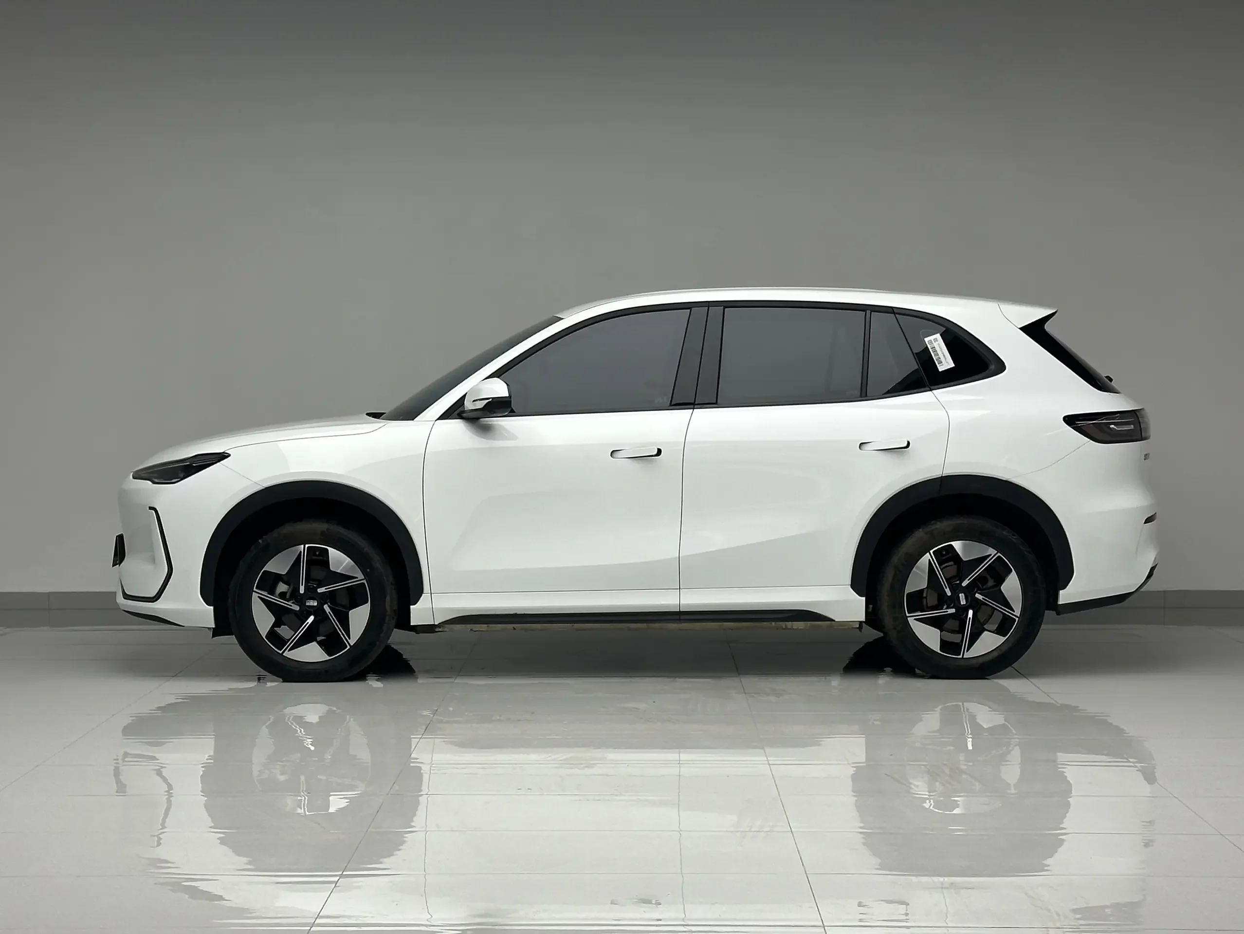 Geely Galaxy E5