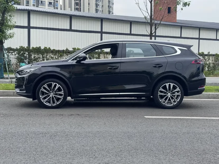 BYD Tang