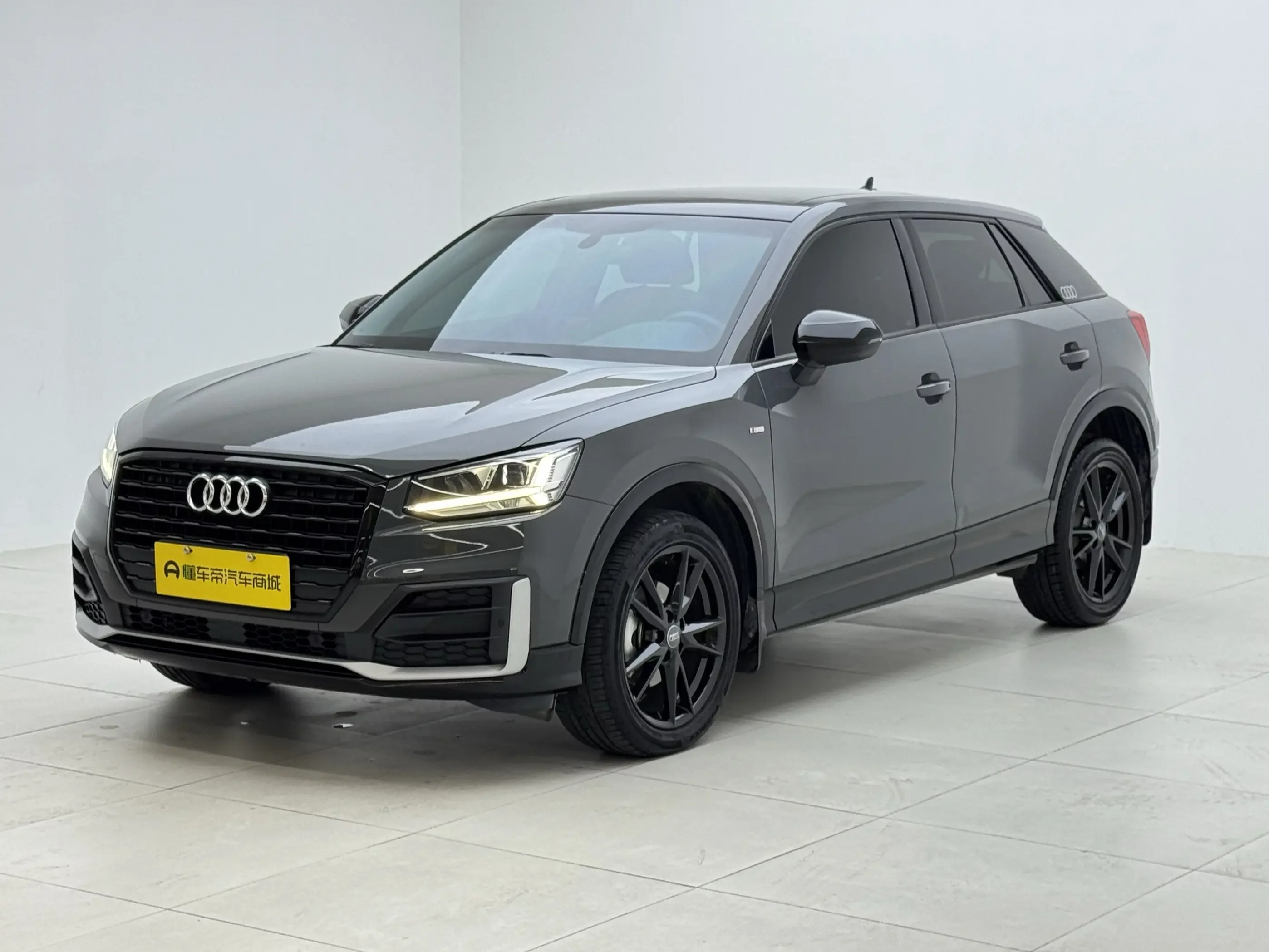 Audi Q2L