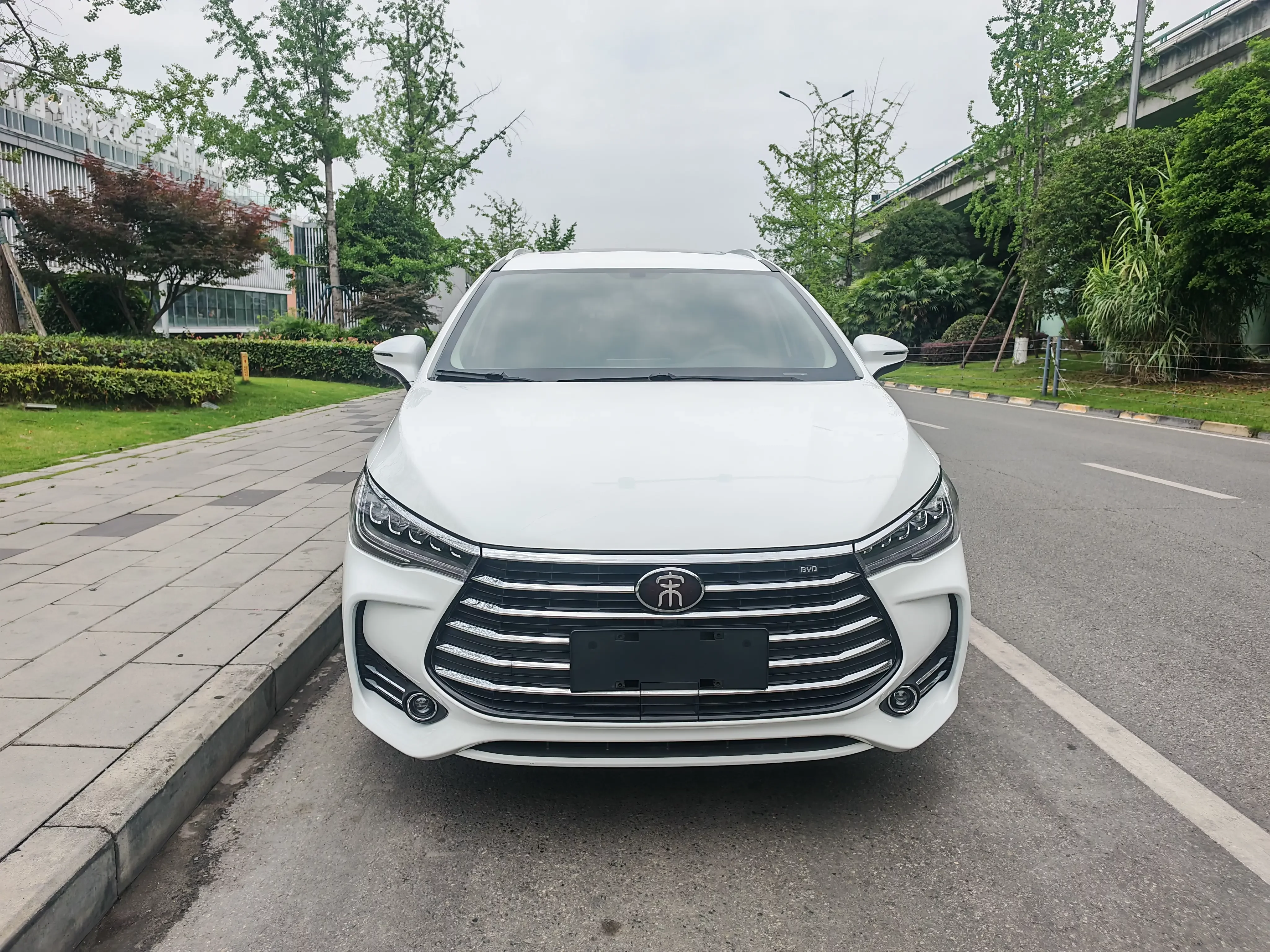 BYD Song MAX
