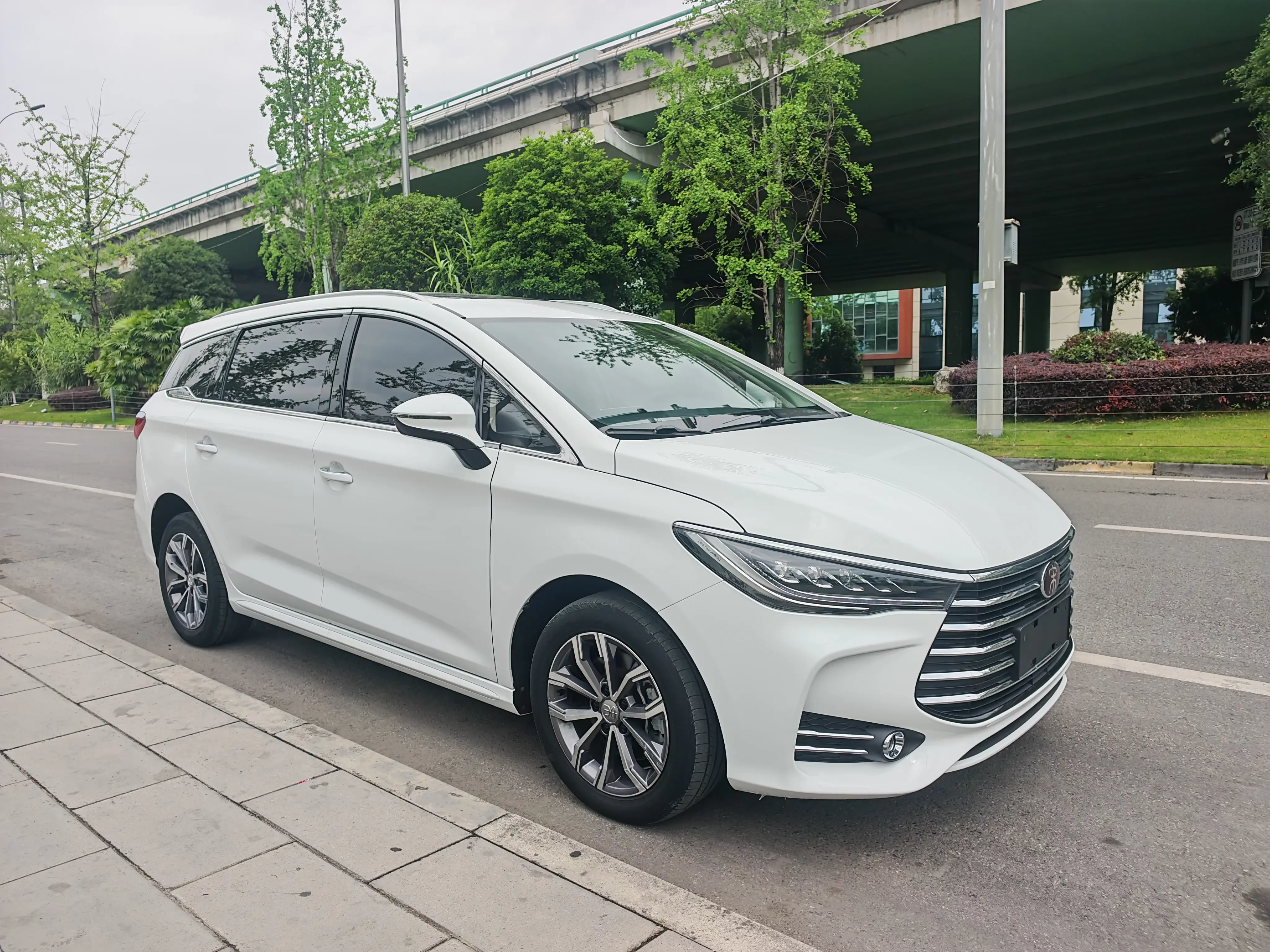 BYD Song MAX