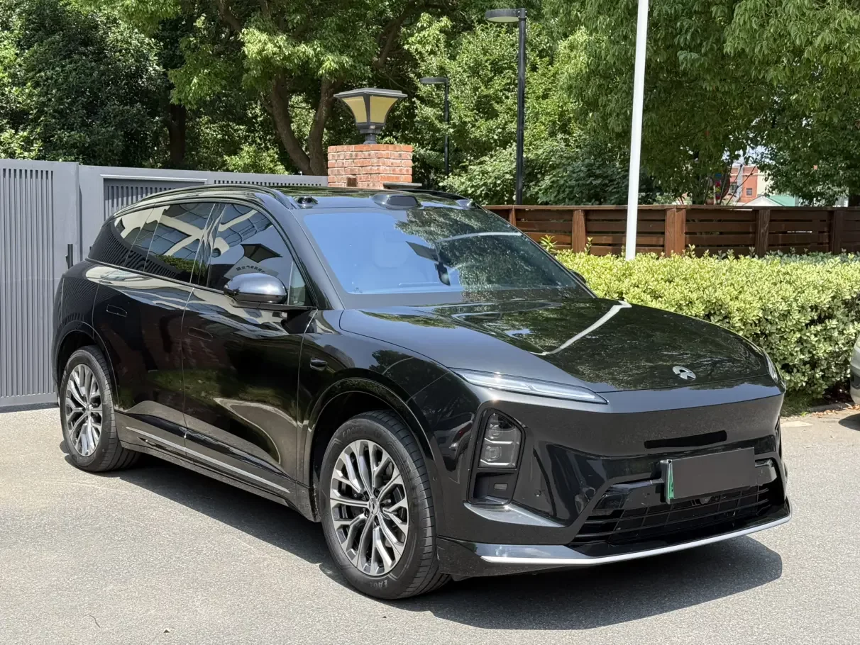 NIO ES6
