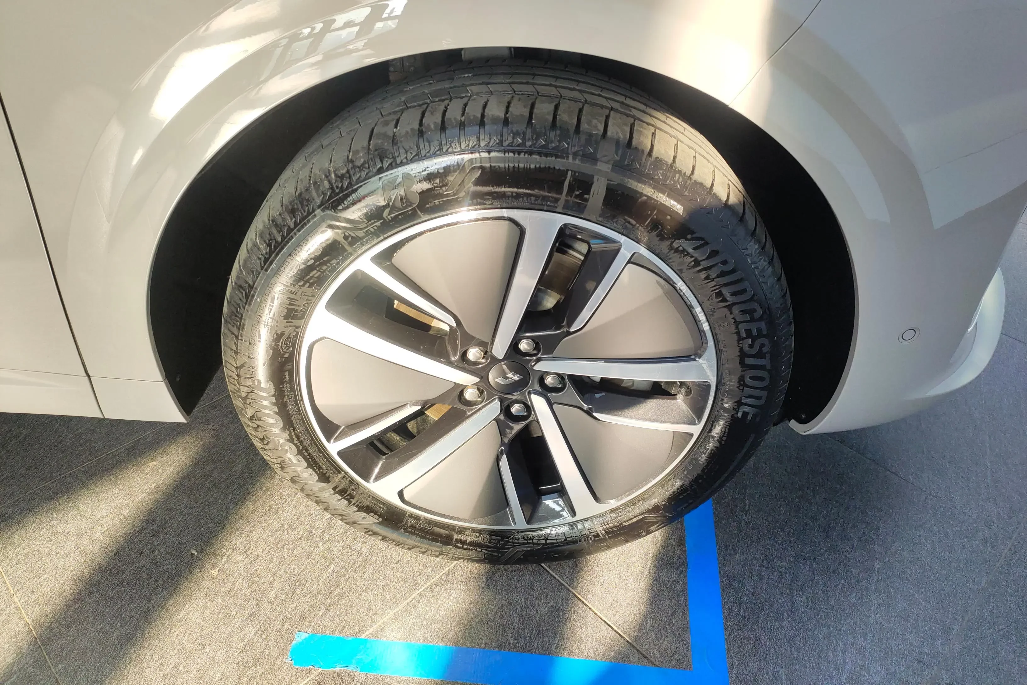 Lixiang L6