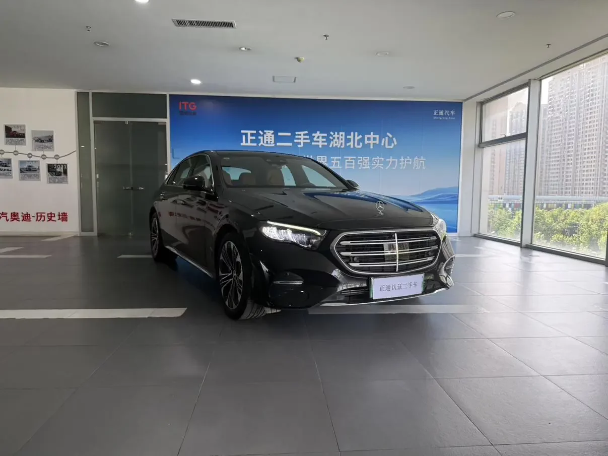 Mercedes-Benz E-Class PHEV