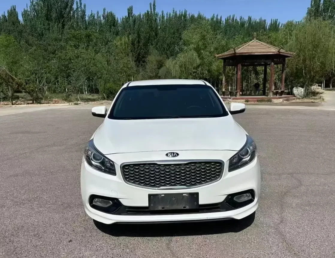 Kia K4
