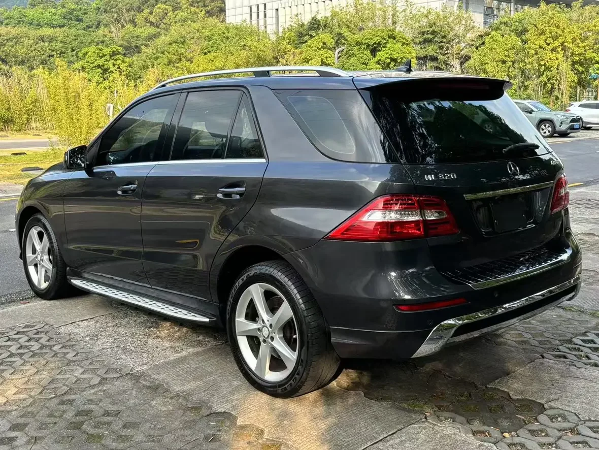 Mercedes-Benz M Class