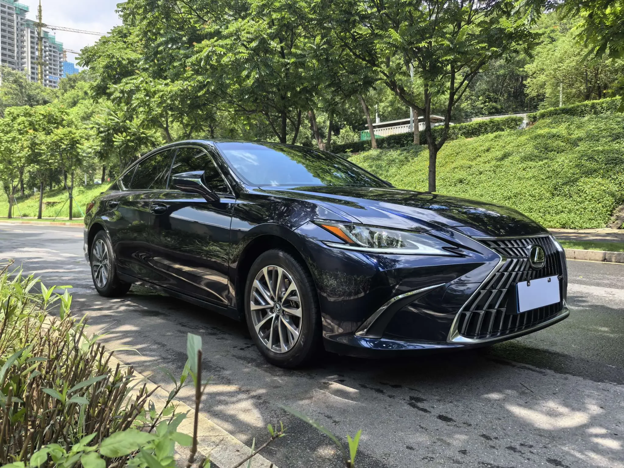 Lexus ES