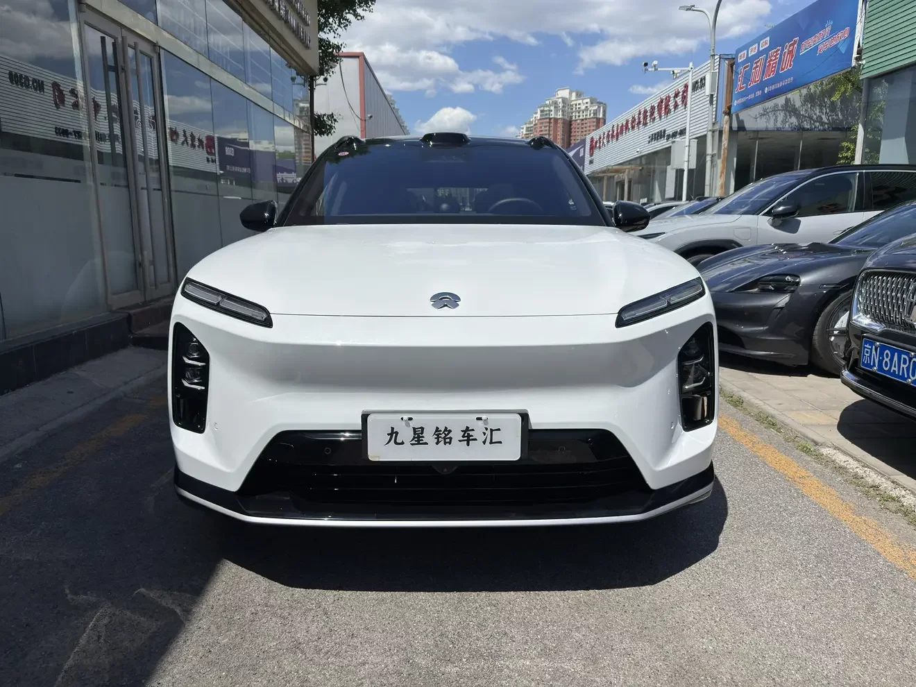NIO ES6