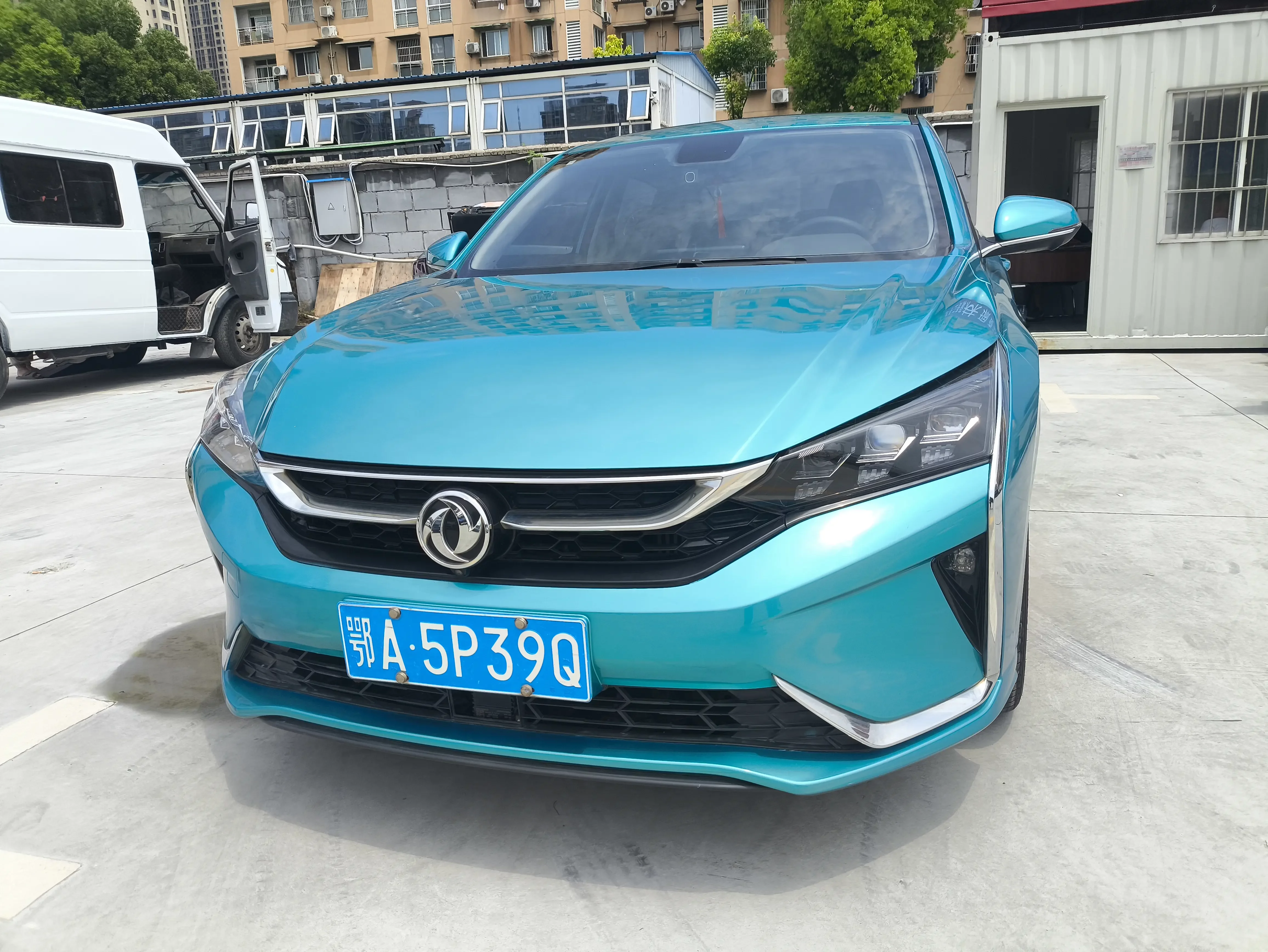 Dongfeng Yixuan